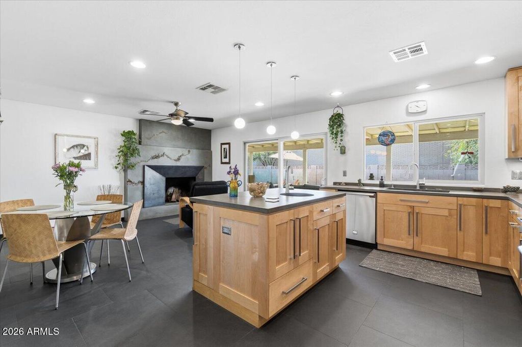 Photo of 4038 S Birchett Drive, Tempe, AZ 85282 (MLS # 6994715)