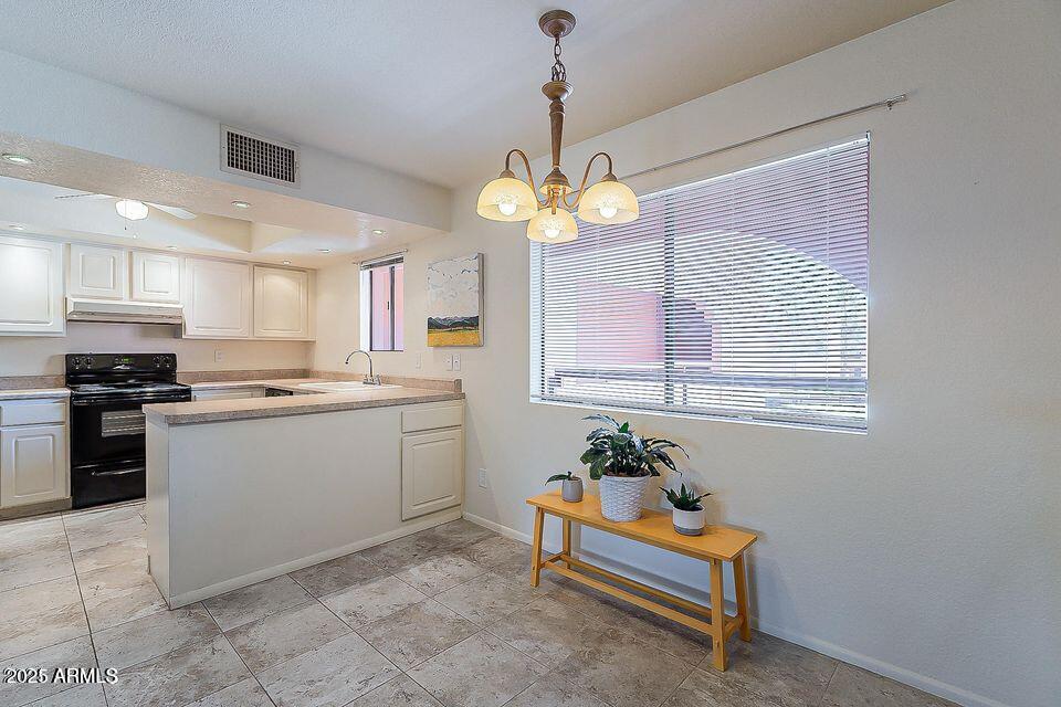 12212 N PARADISE VILLAGE Parkway S 316