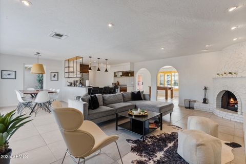 Photo of 8450 E Montecito Avenue, Scottsdale, AZ 85251 (MLS # 6961697)