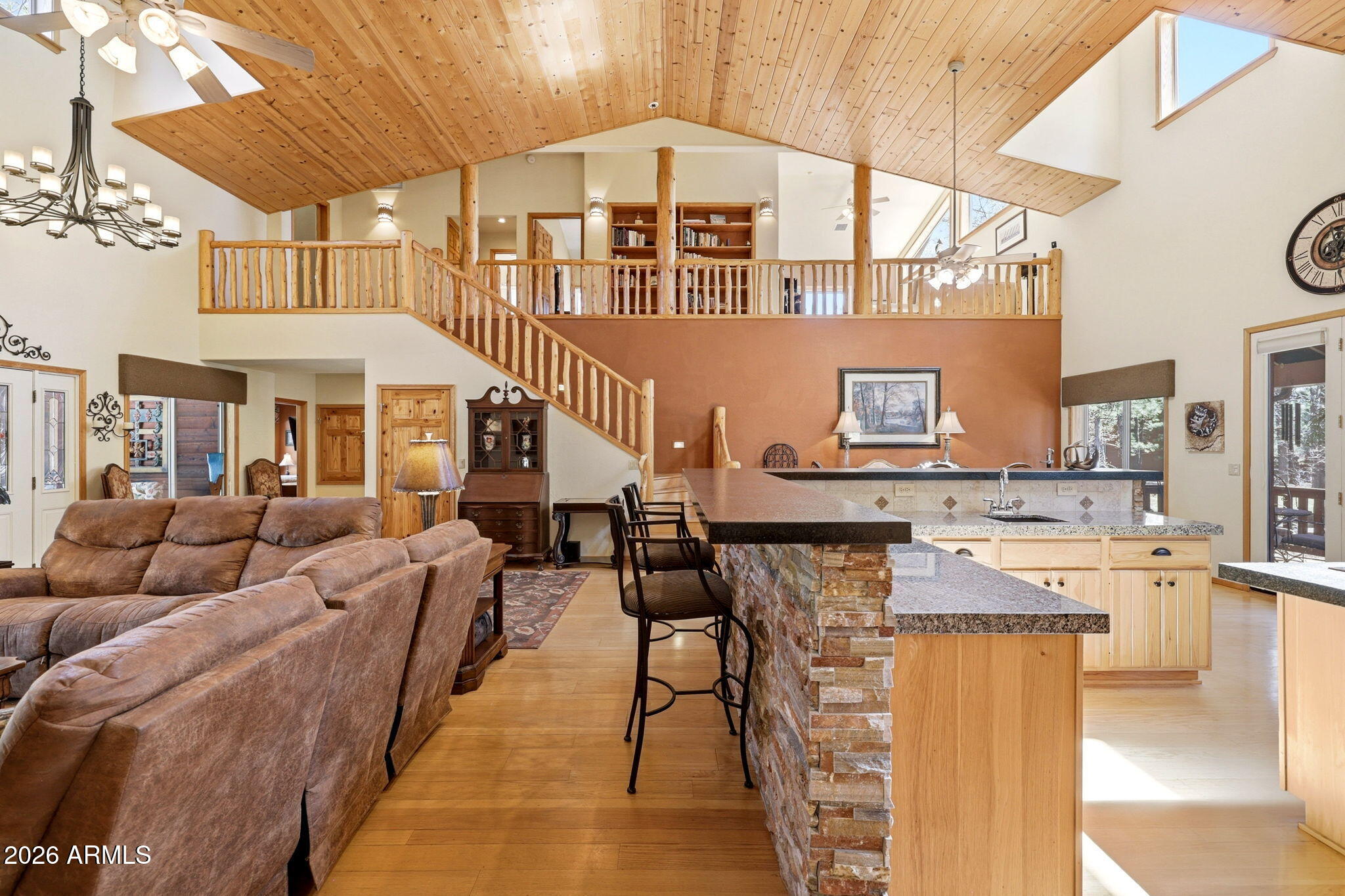 826 Pine Creek Circle