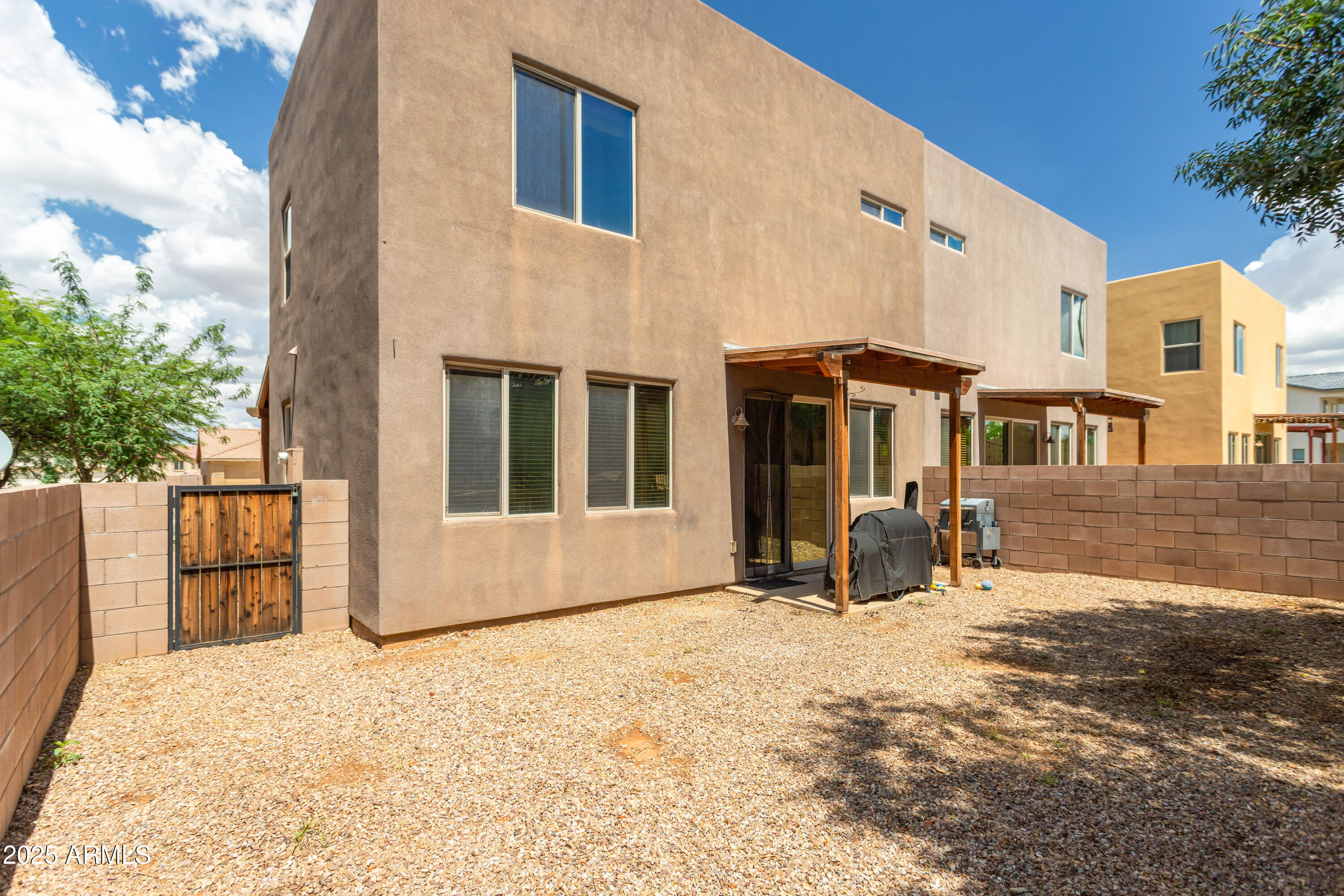 2064 CASCADIA Drive