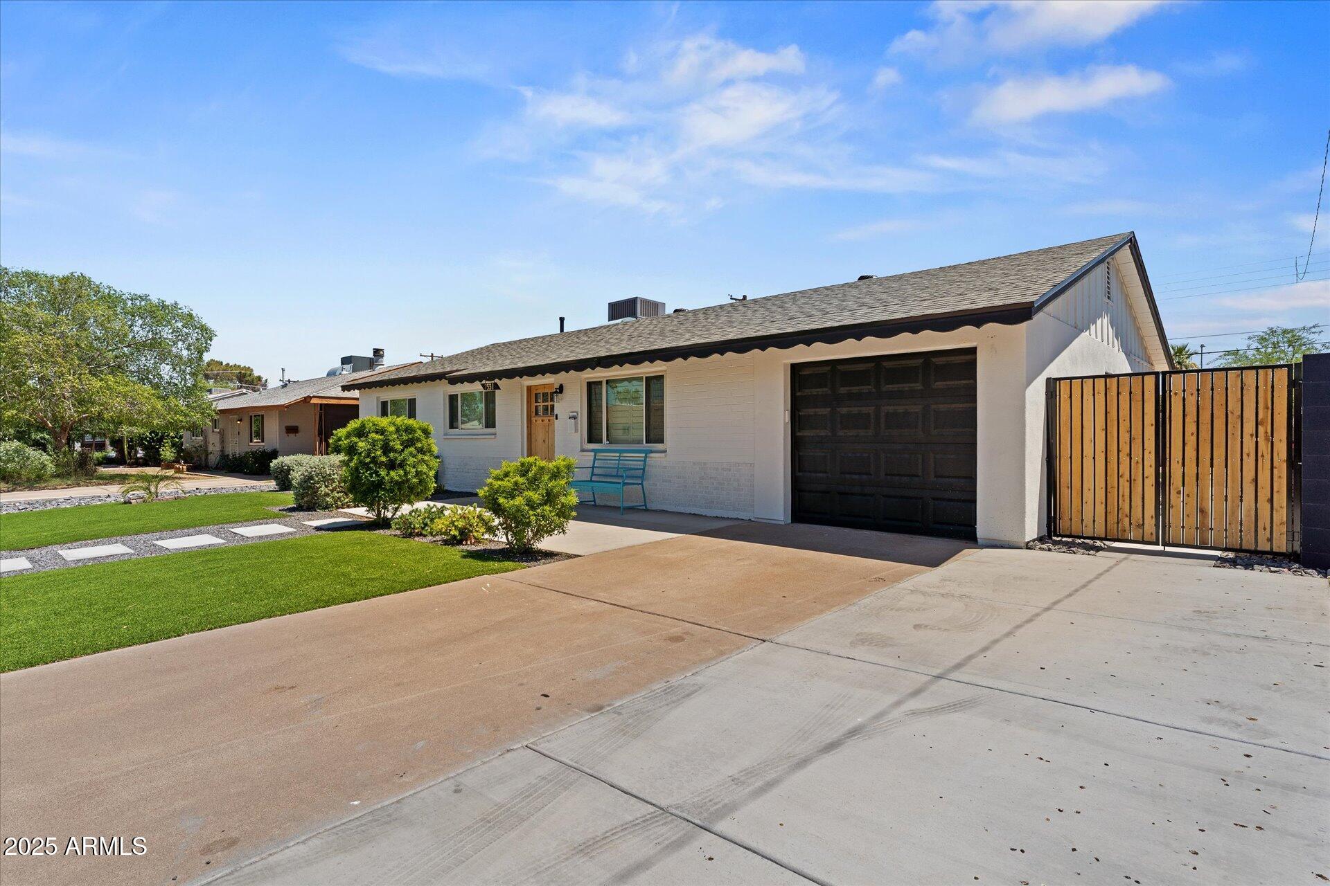 7531 E BELLEVIEW Street