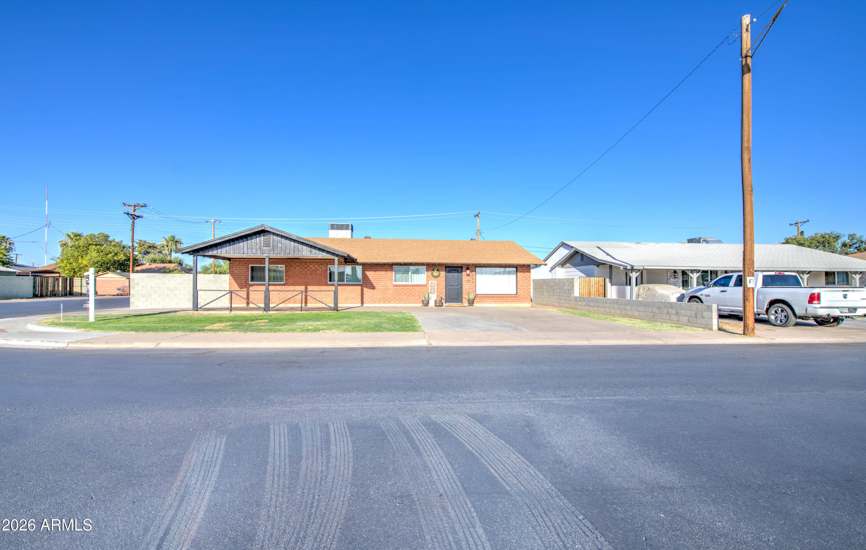 6239 N 31ST Drive