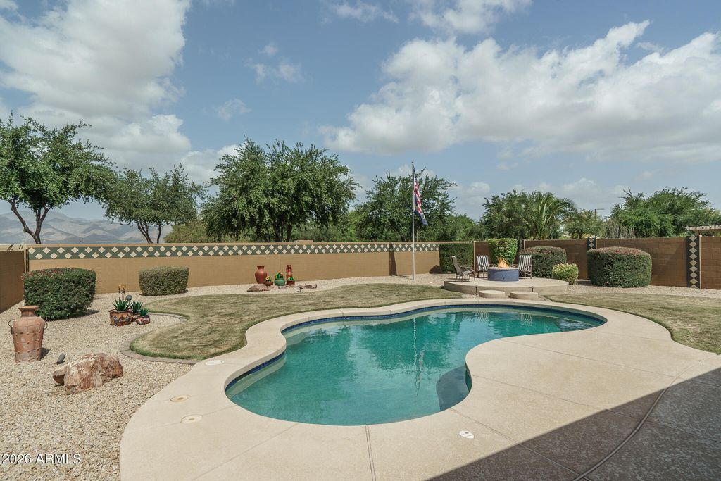 Photo of 8230 N 180th Drive, Waddell, AZ 85355 (MLS # 7031017)