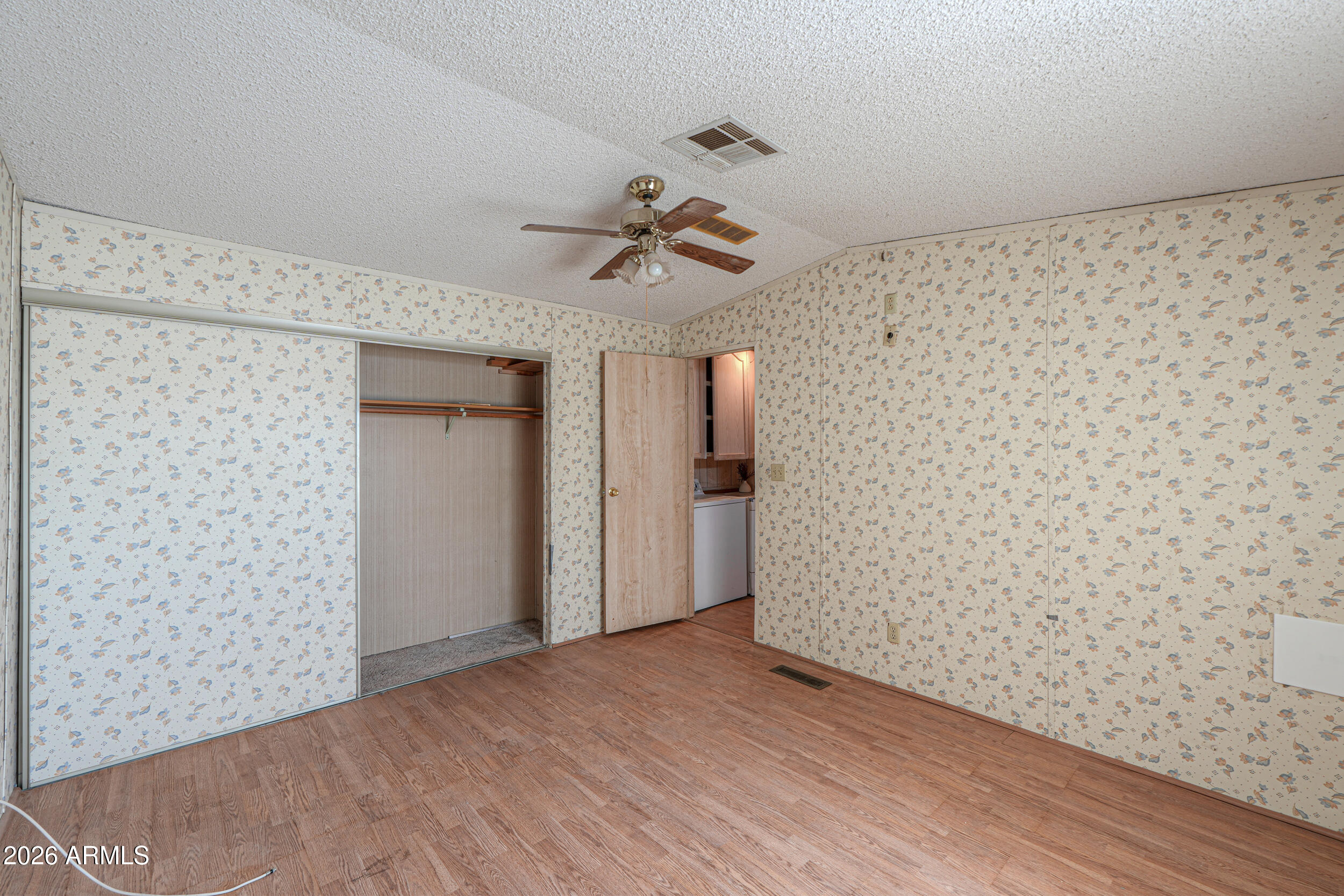 Safari Mobile Home Park - Residential