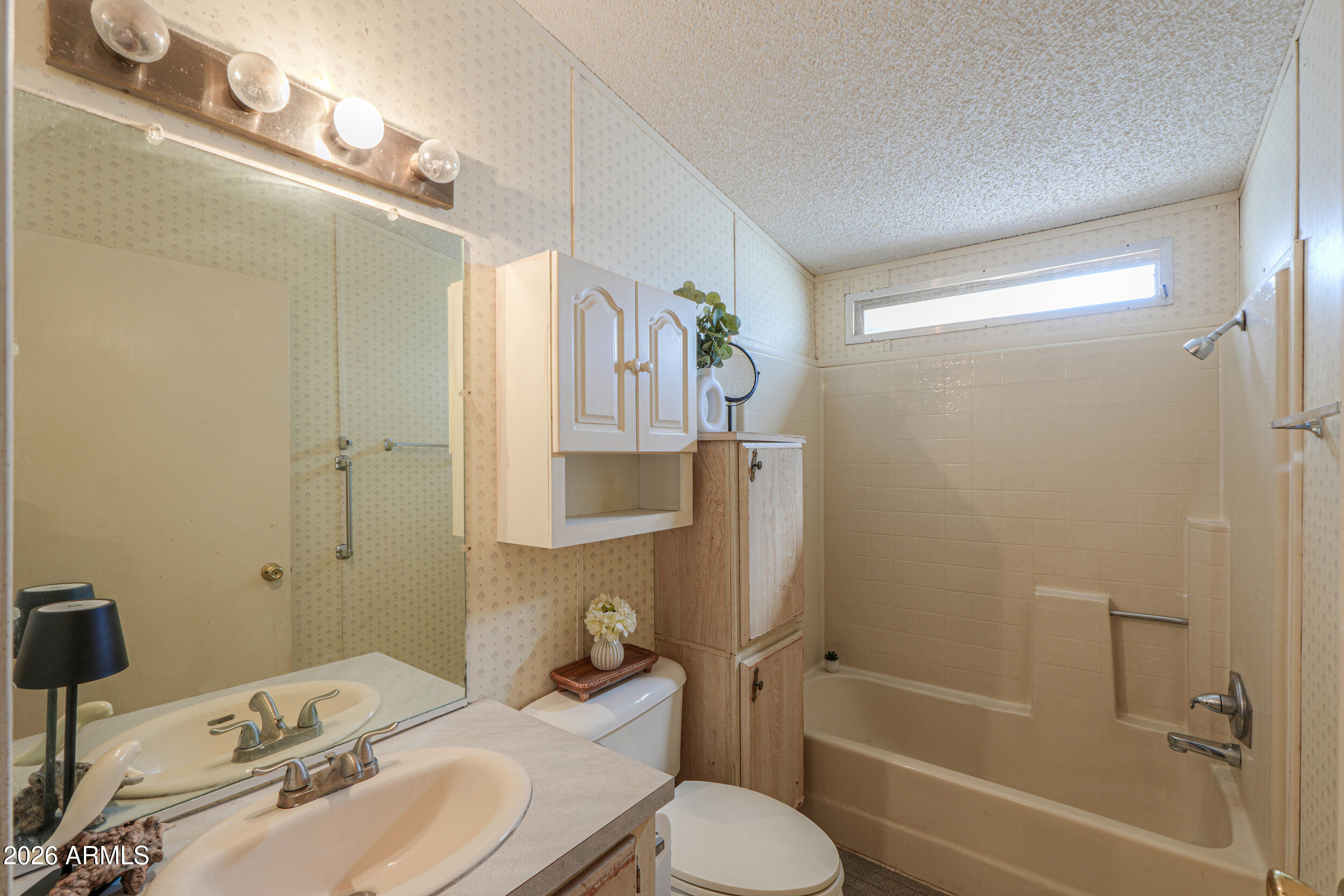 Safari Mobile Home Park - Residential