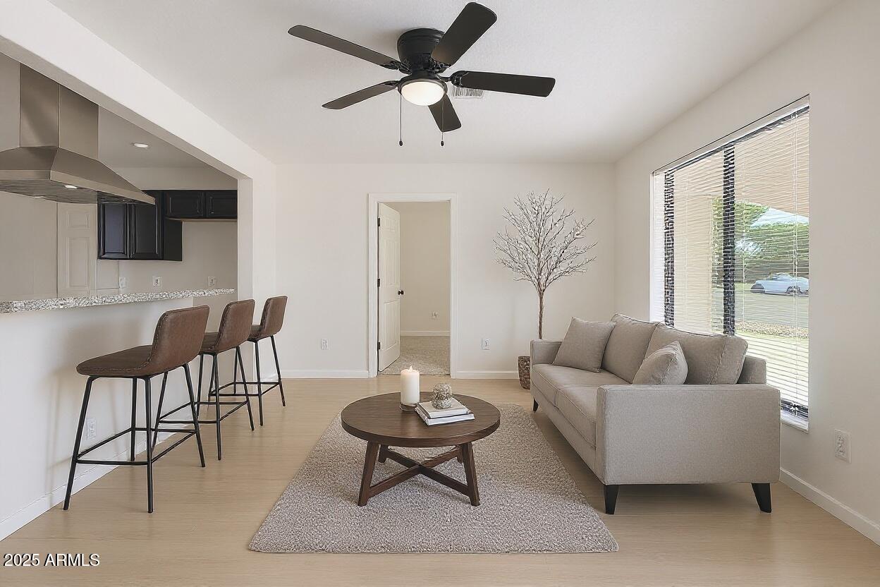 2806 W ROYAL PALM Road