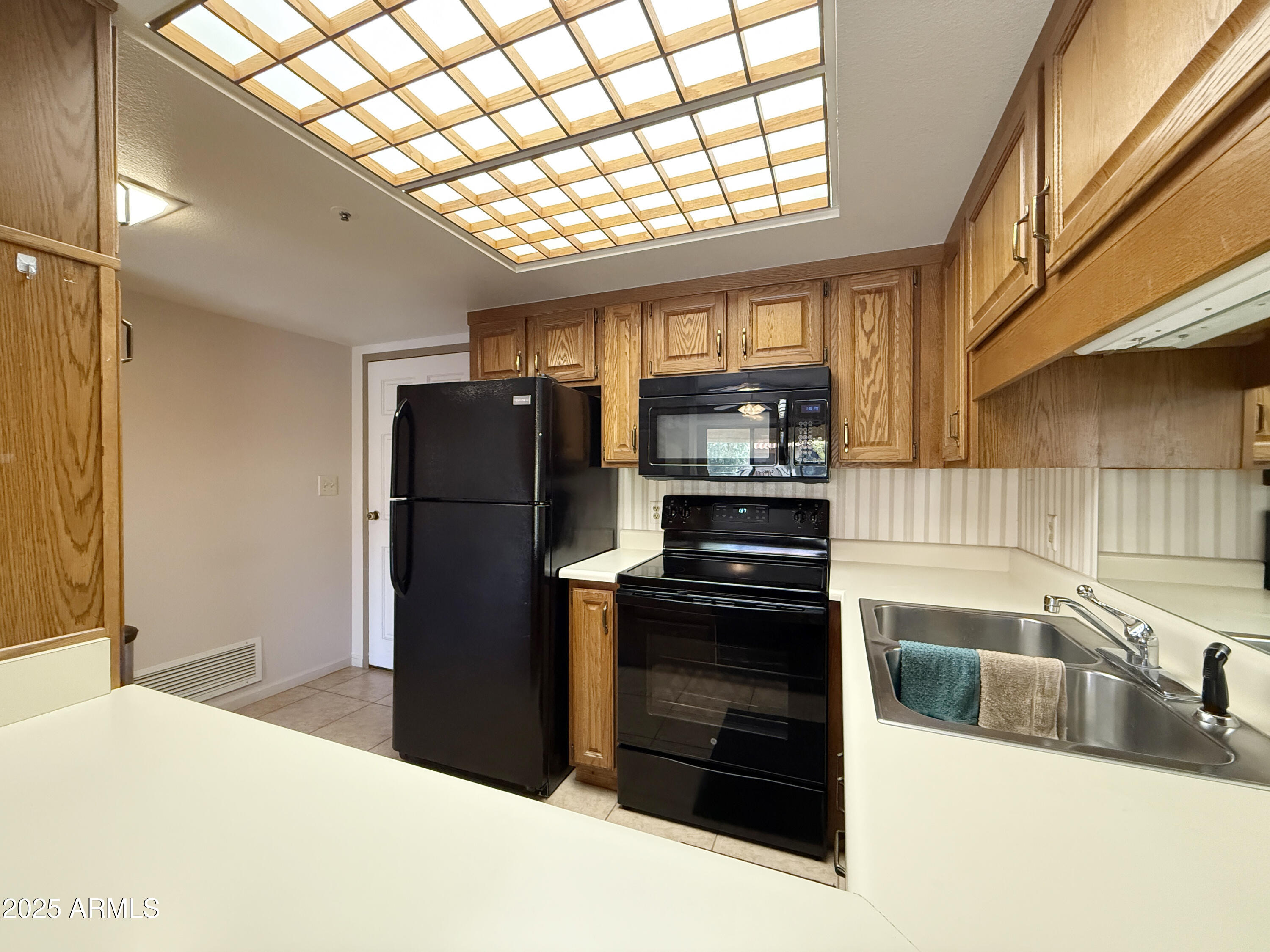 10330 W Thunderbird Boulevard A304