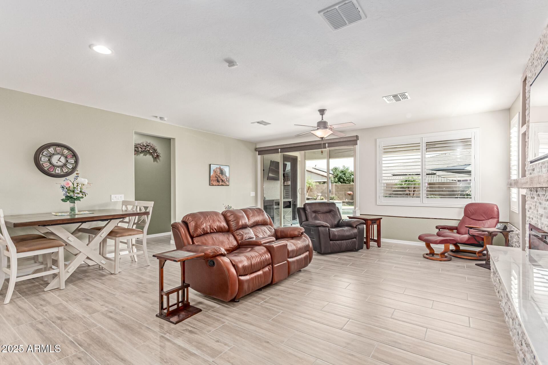 10069 E HARVEST Road
