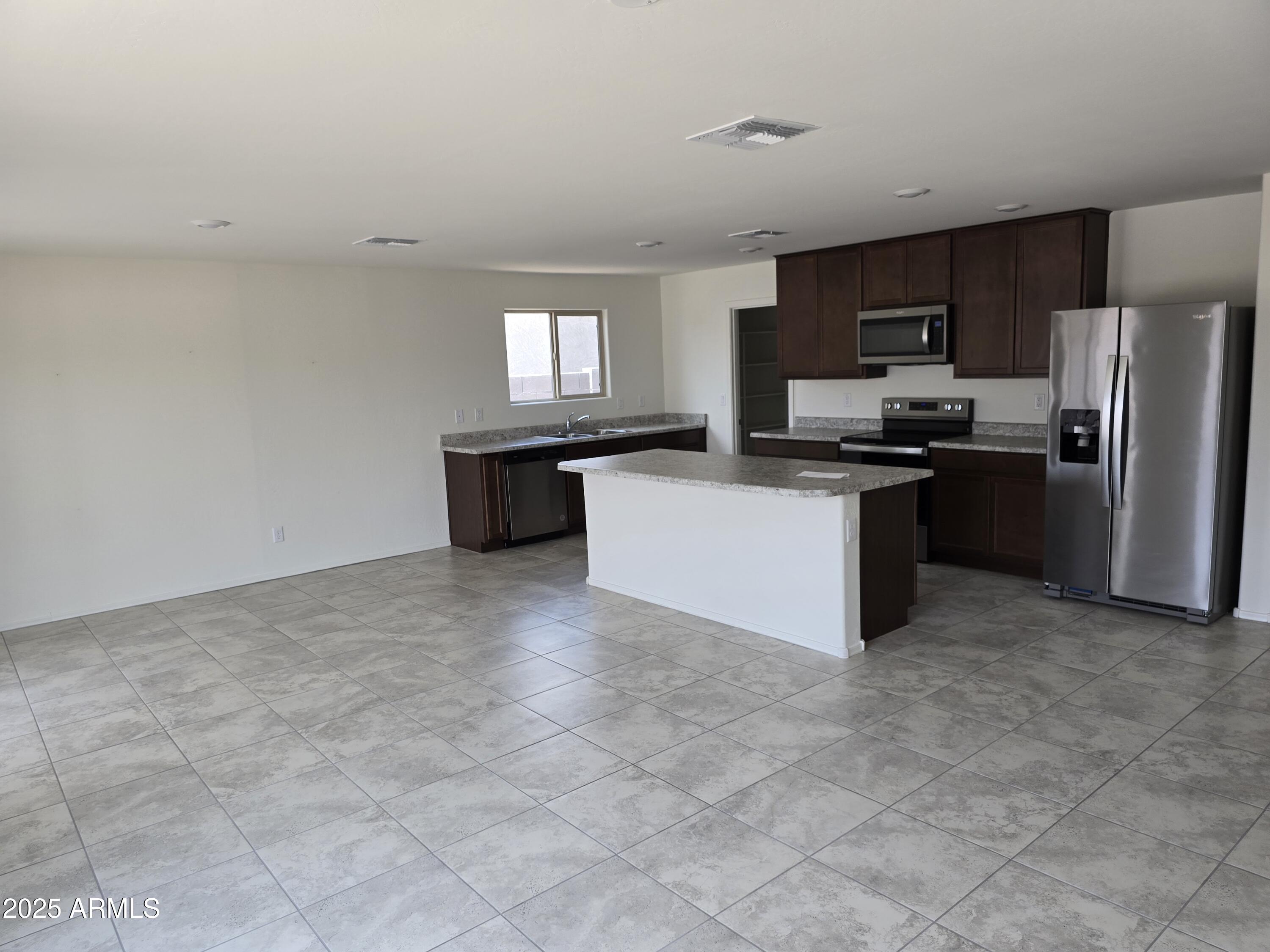 18361 E ELOISA Drive