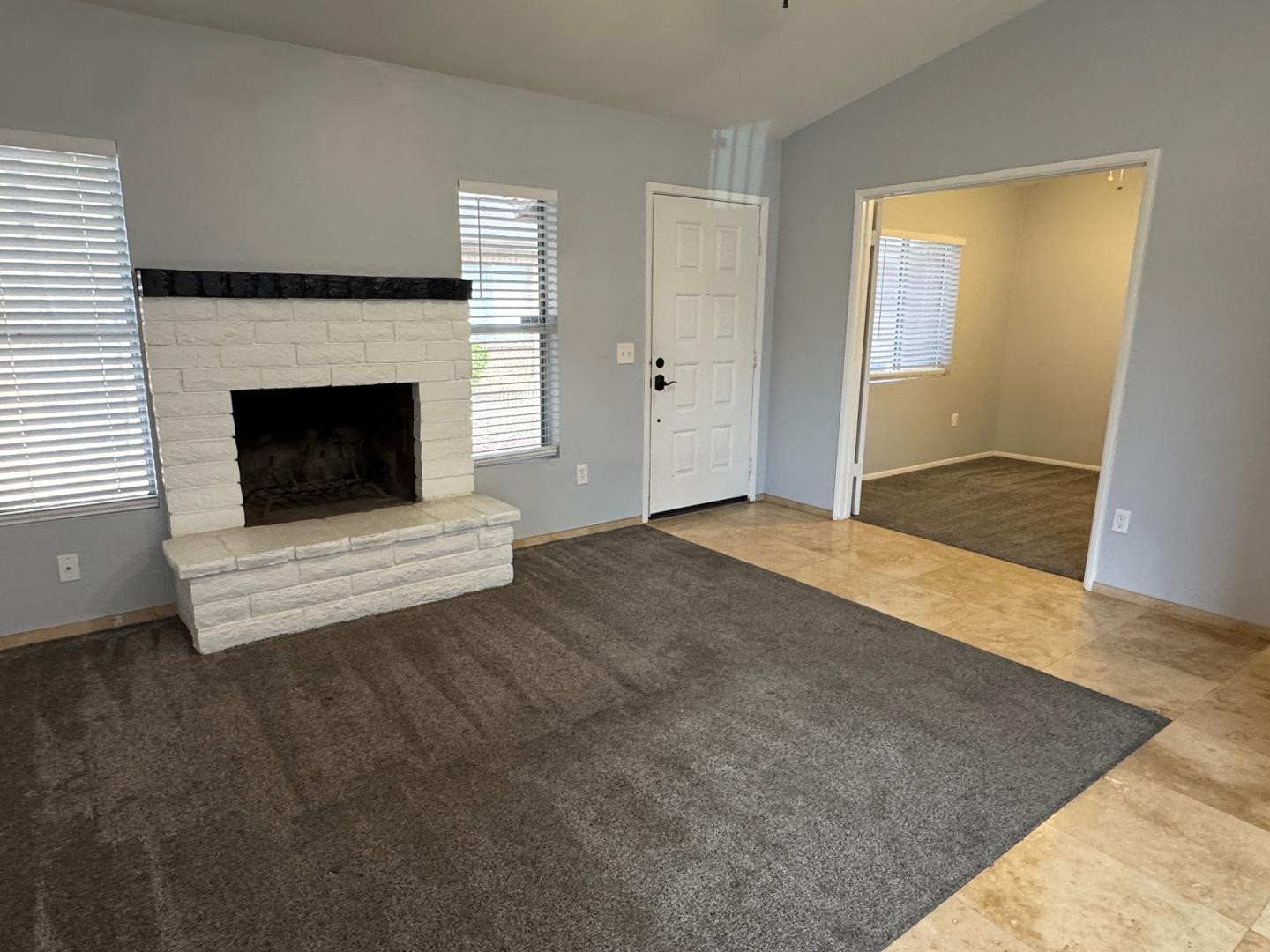 117 W Concorda Drive 103