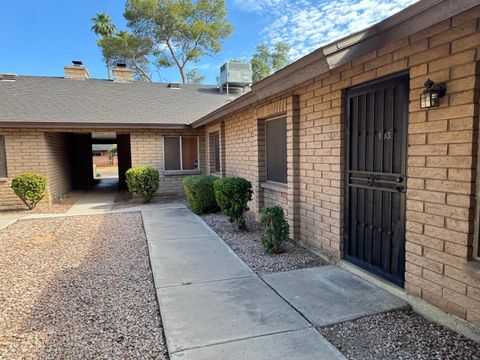 Photo of 117 W Concorda Drive #103, Tempe, AZ 85282 (MLS # 7013817)