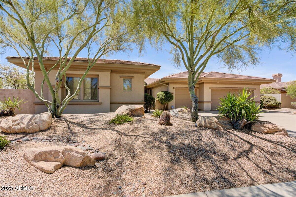 7583 E VISAO Drive
