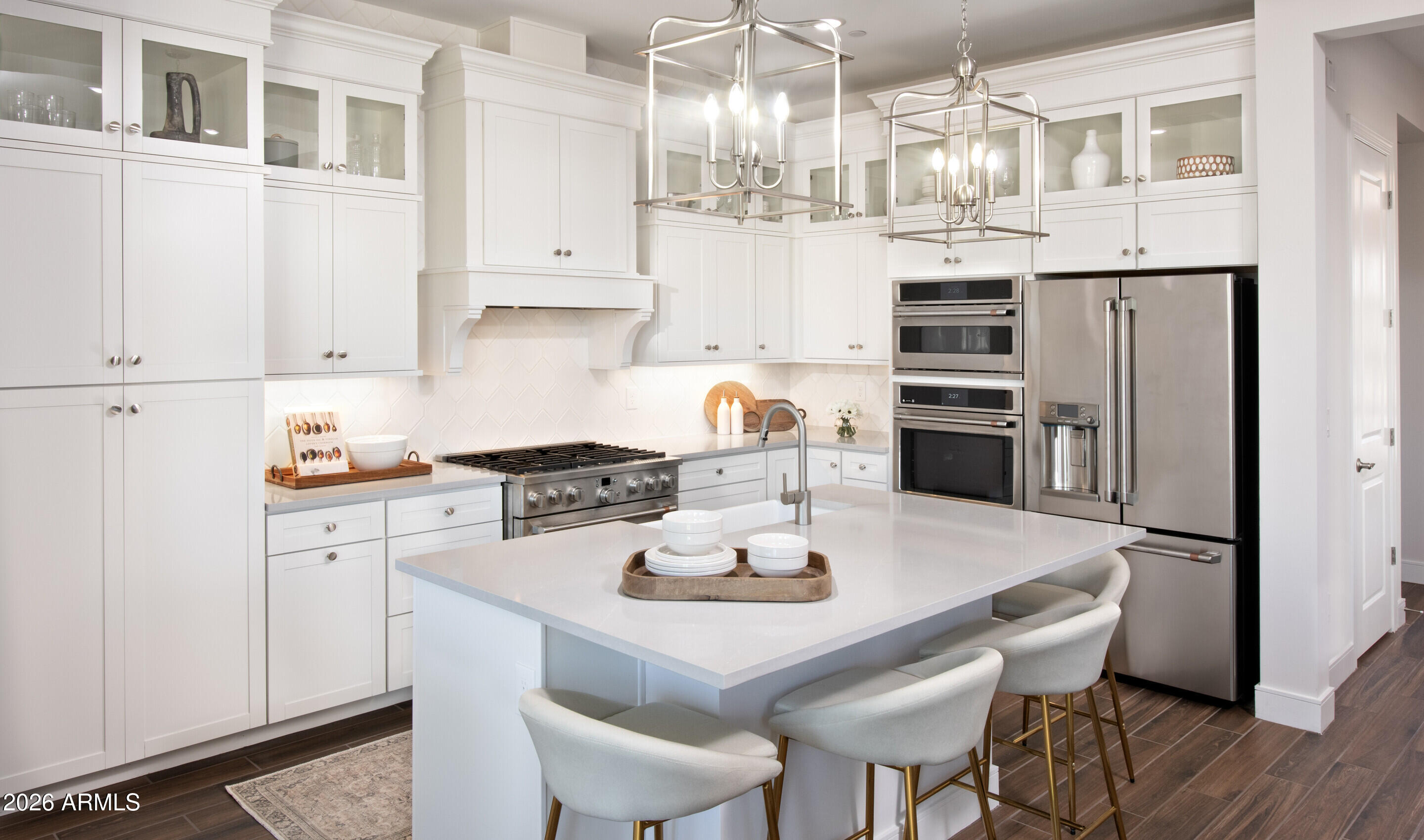 20319 W Montecito Avenue