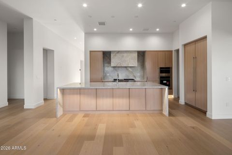 37200 N CAVE CREEK Road 1101 Scottsdale AZ 85262