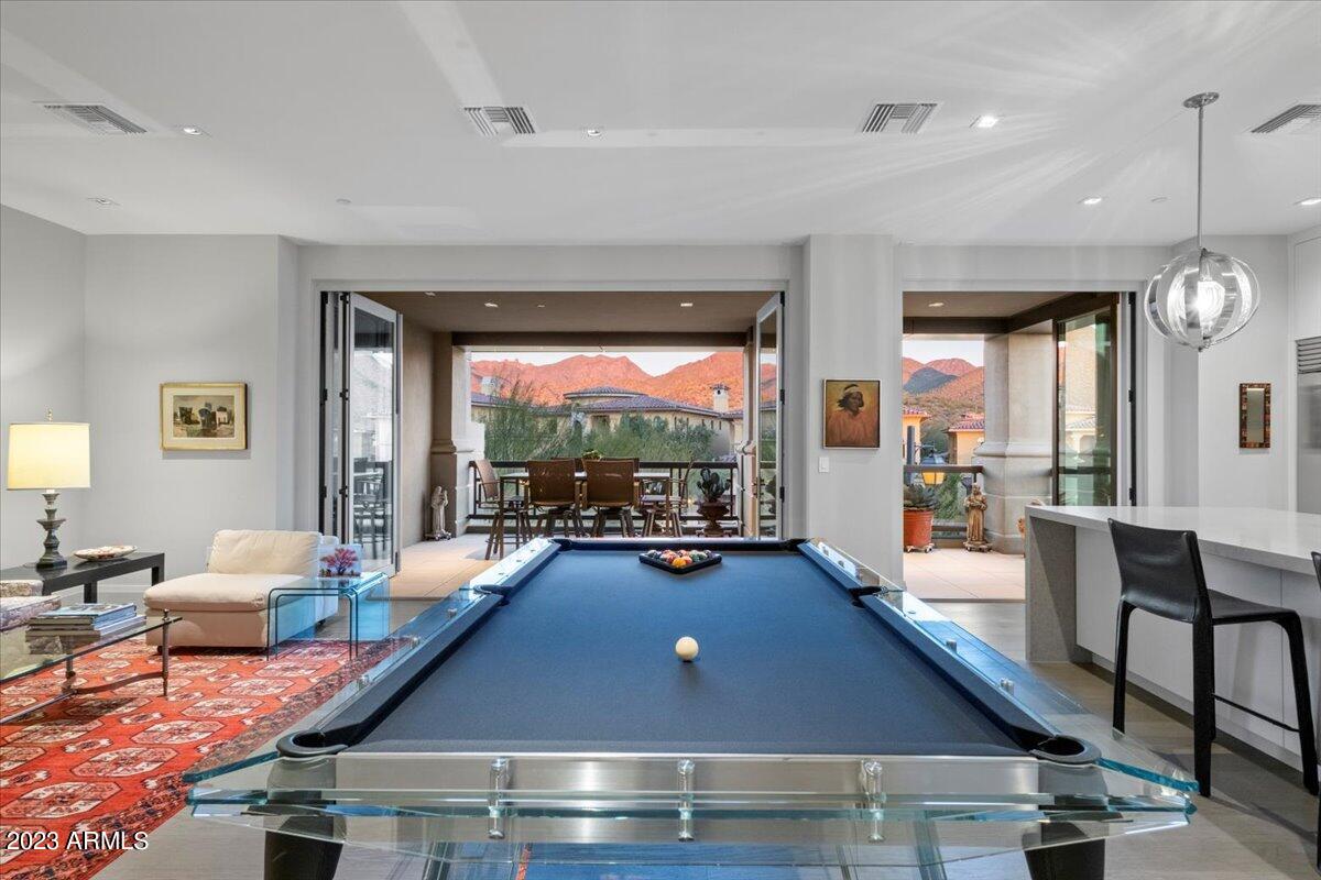 Sterling at Silverleaf Condominium - Residential
