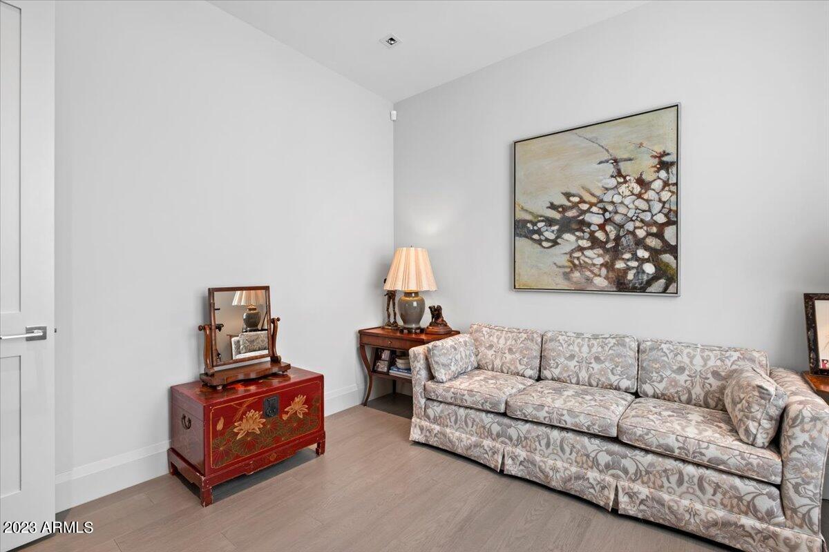 Sterling at Silverleaf Condominium - Residential