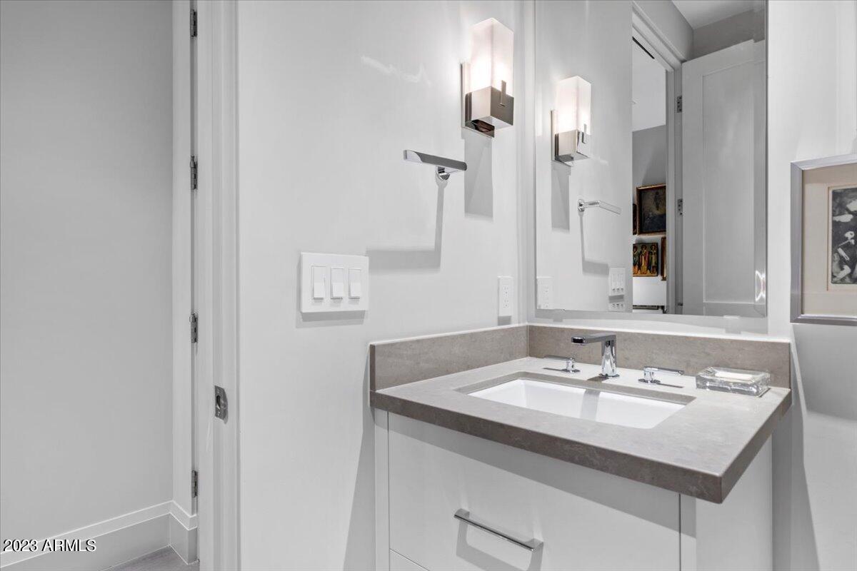 Sterling at Silverleaf Condominium - Residential