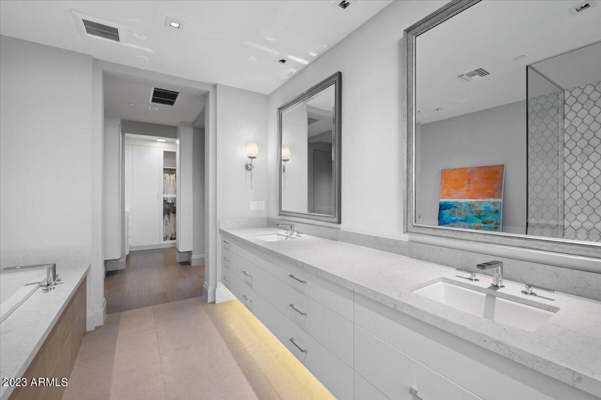 Sterling at Silverleaf Condominium - Residential
