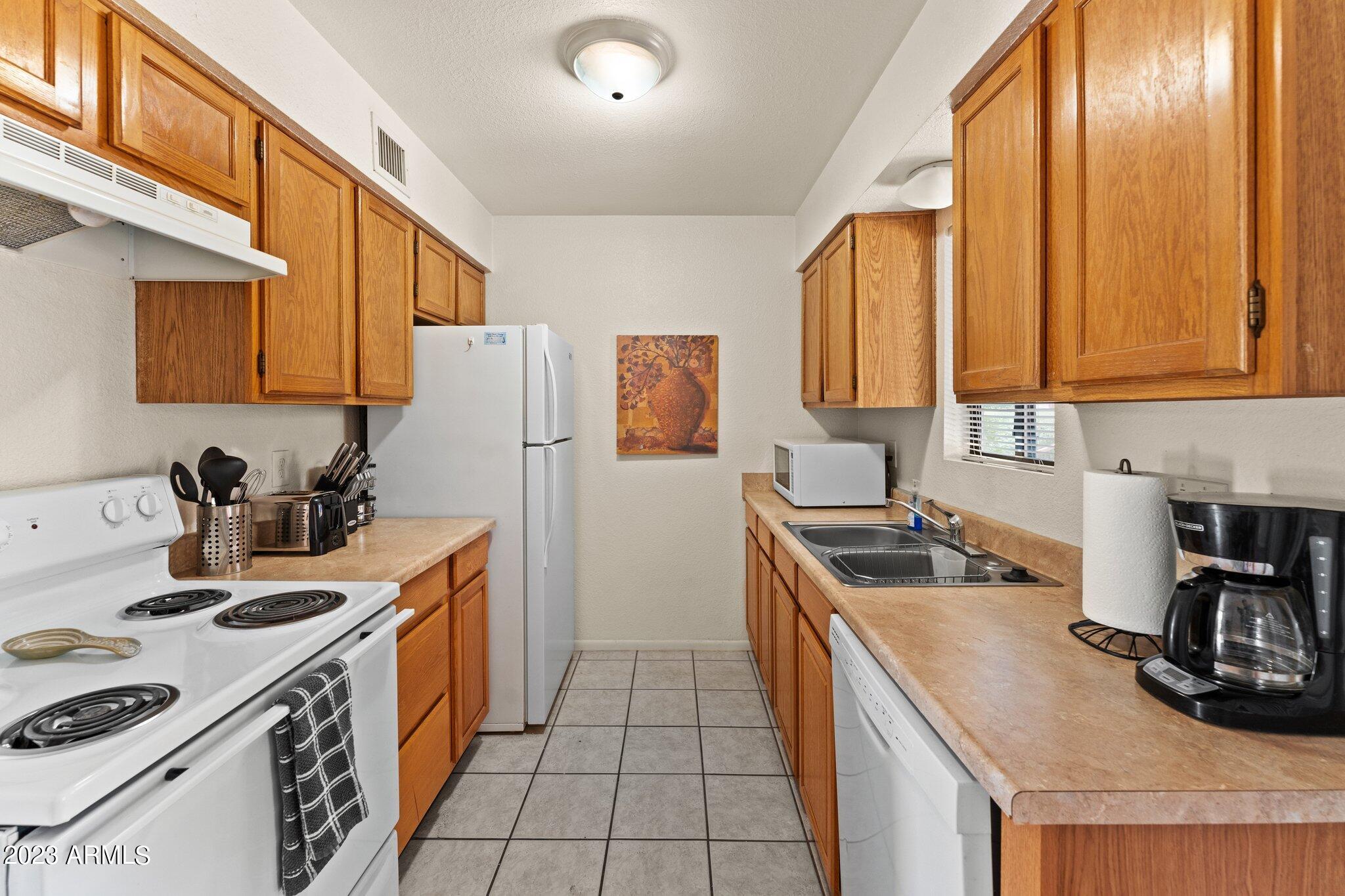 540 S WEST Road 25