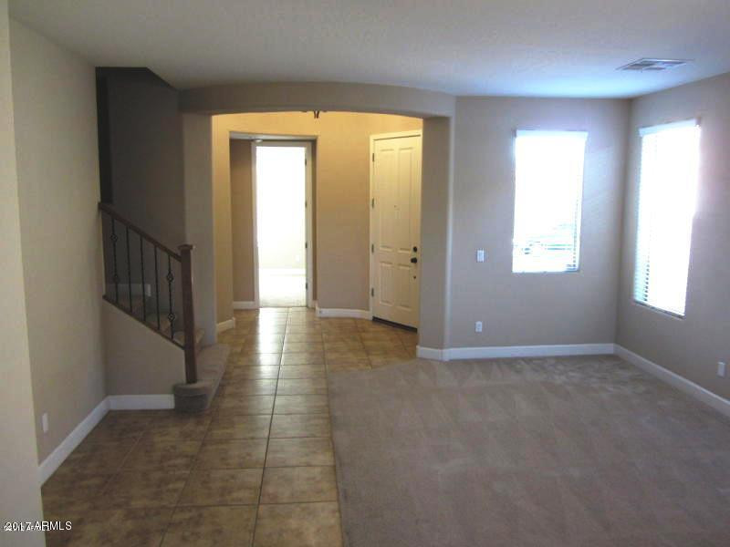 300 W WISTERIA Place