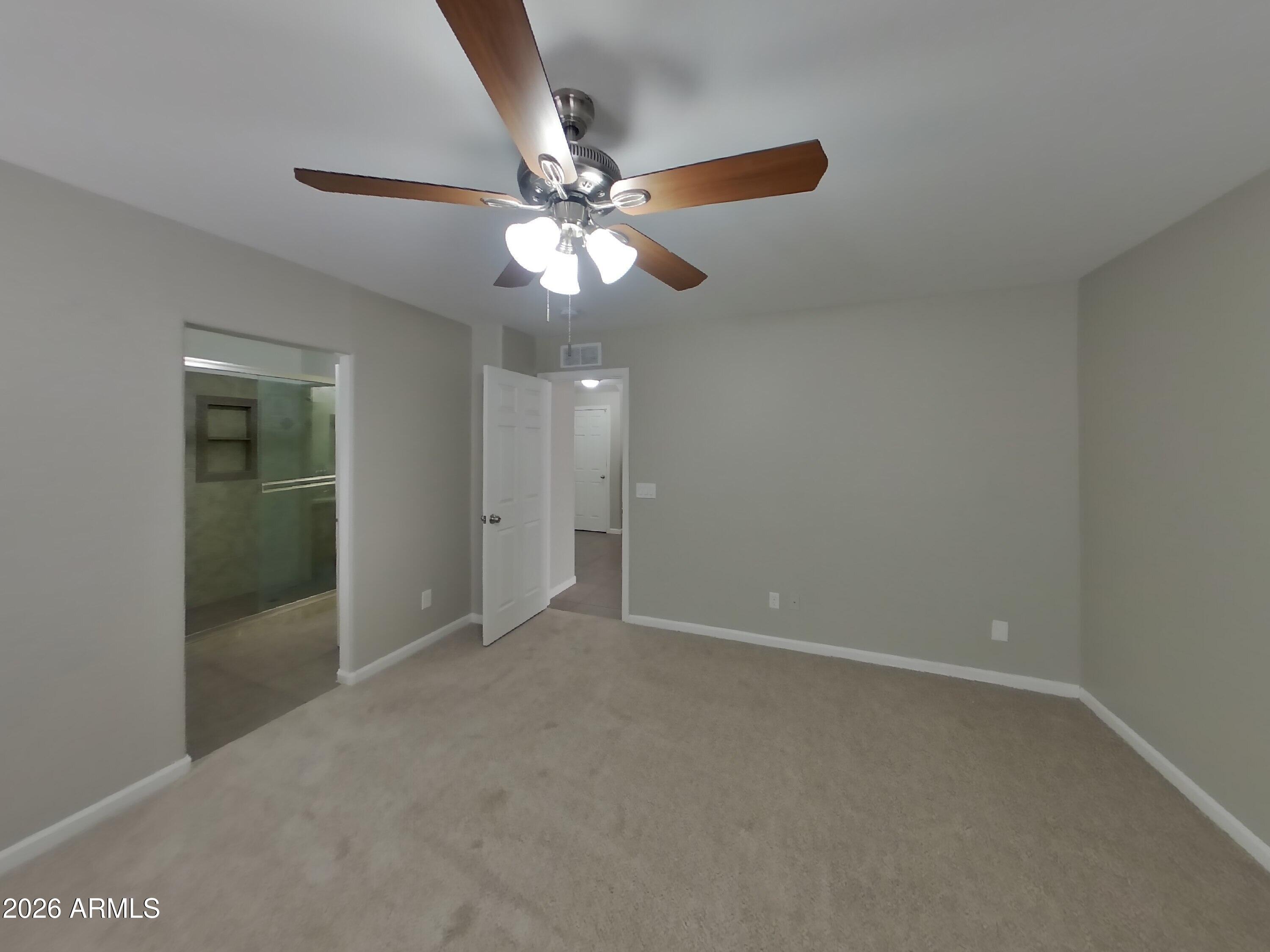 11229 W DEVONSHIRE Avenue