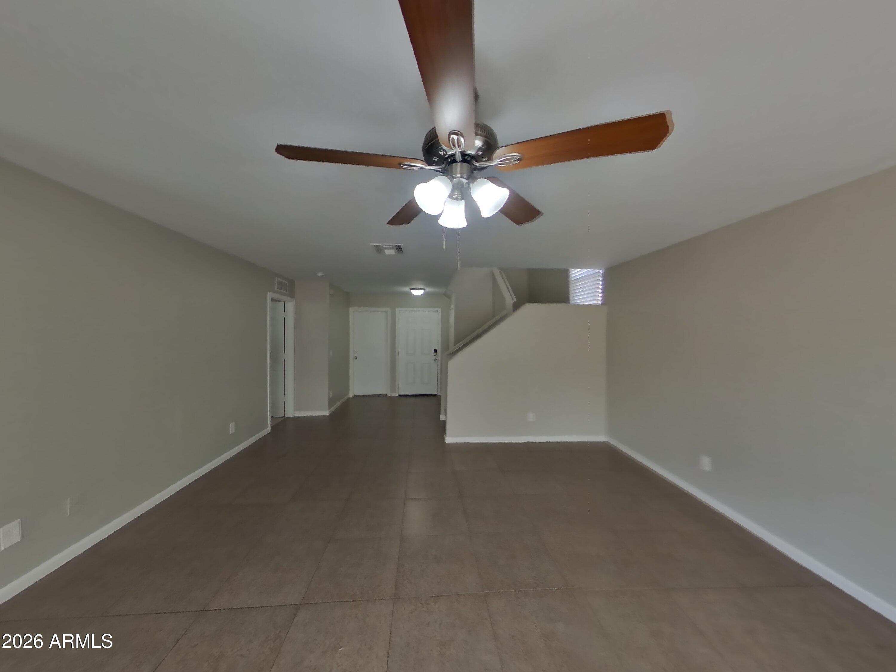 11229 W DEVONSHIRE Avenue