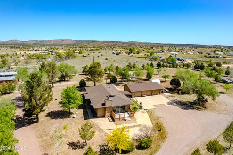 A home in Paulden