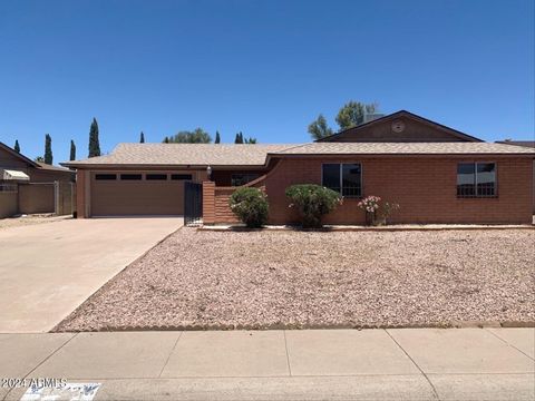Single Family Residence in Phoenix AZ 3742 MISSION Lane.jpg