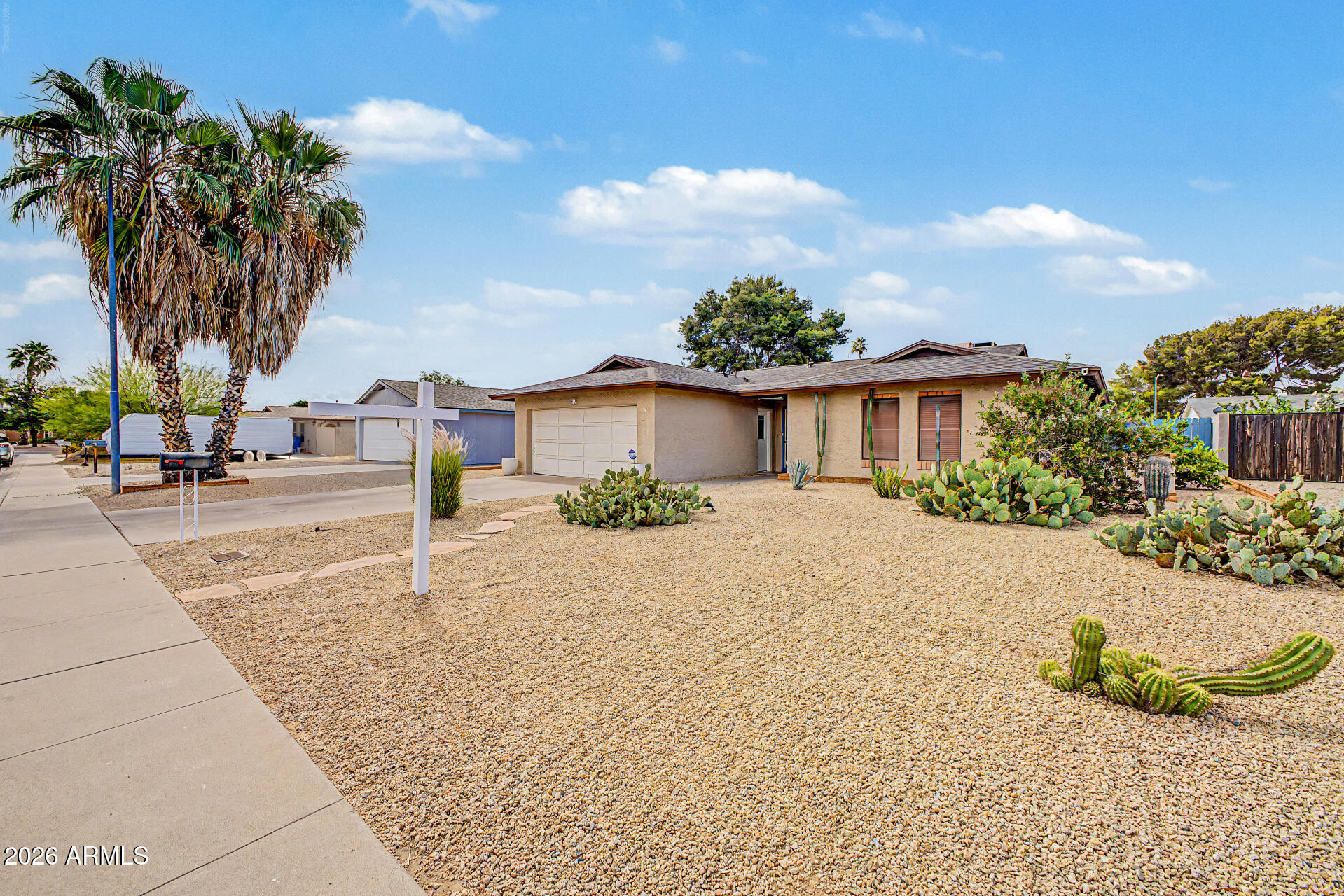 3907 E WINDROSE Drive