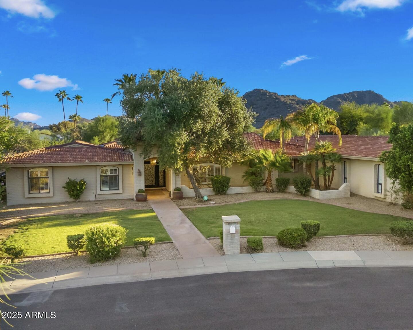 4631 E COCHISE Drive