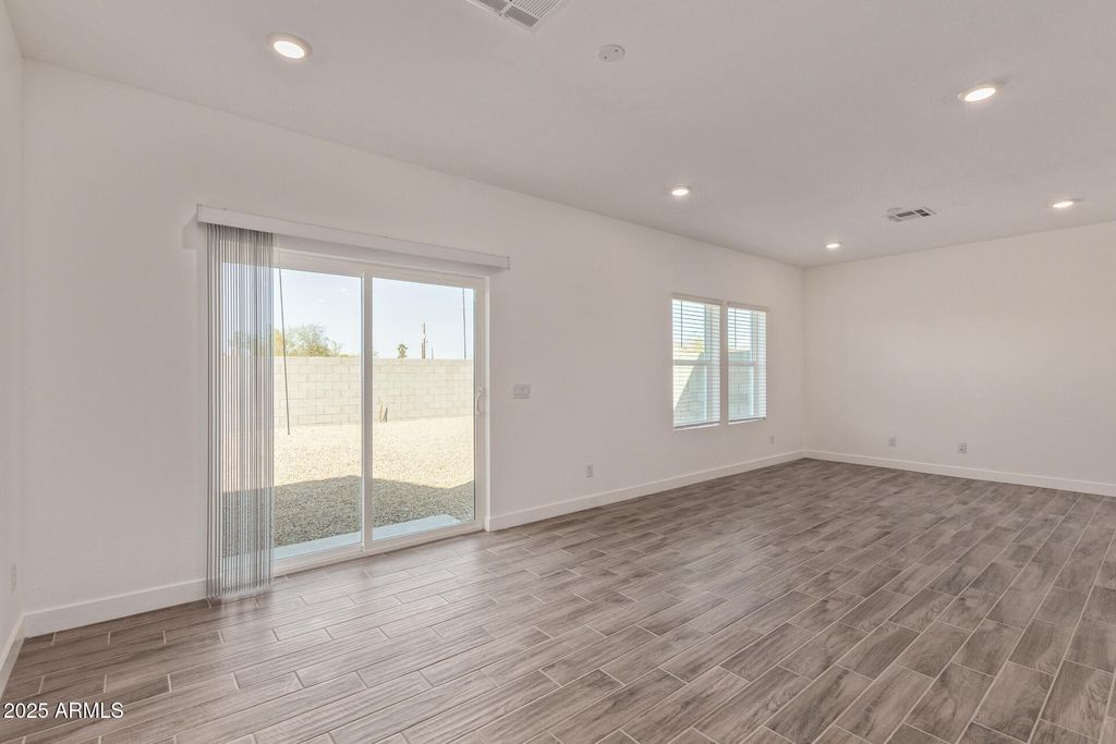 Photo of 1565 N Pueblo Drive, Apache Junction, AZ 85120 (MLS # 6904451)