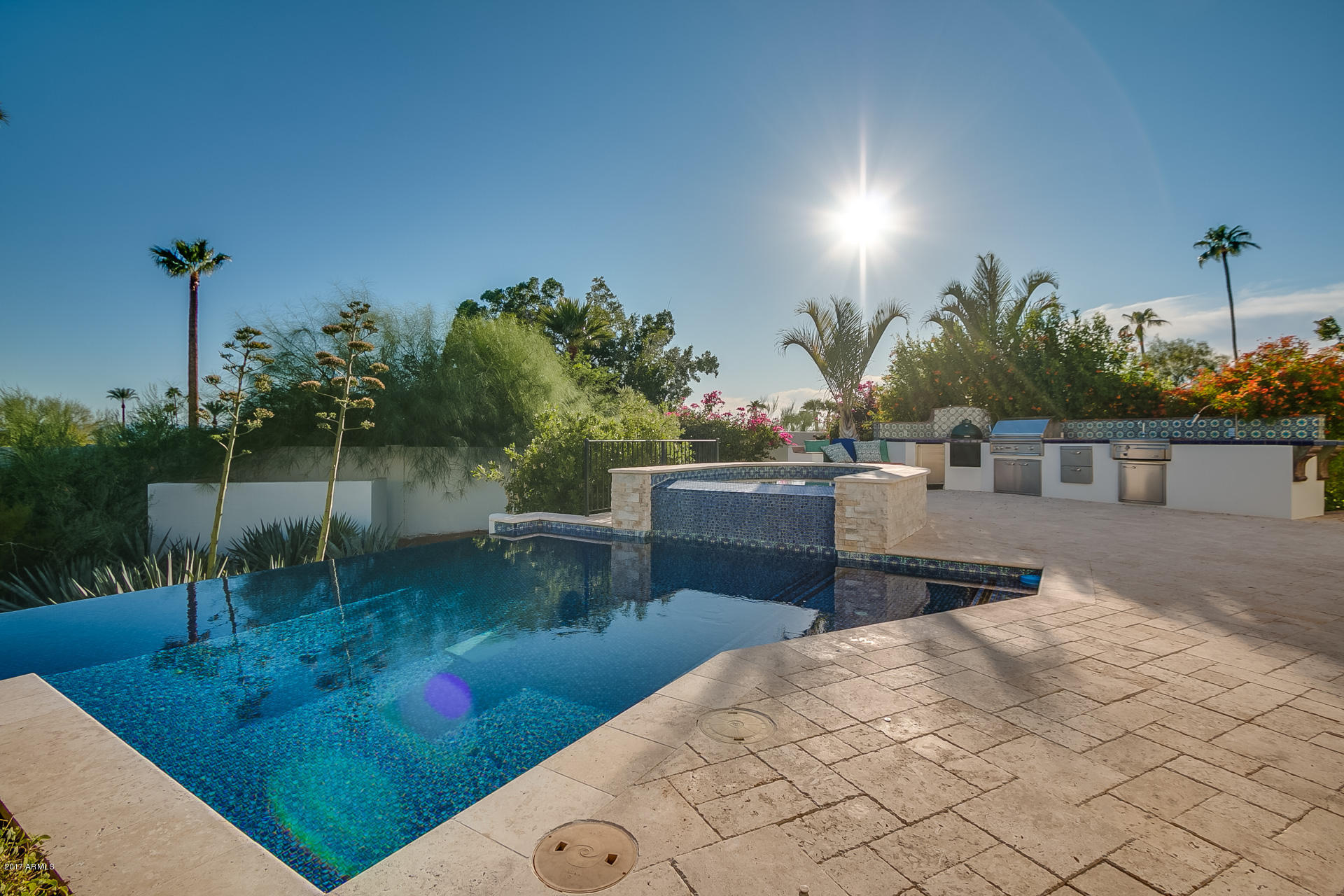 RED ROCK - Residential