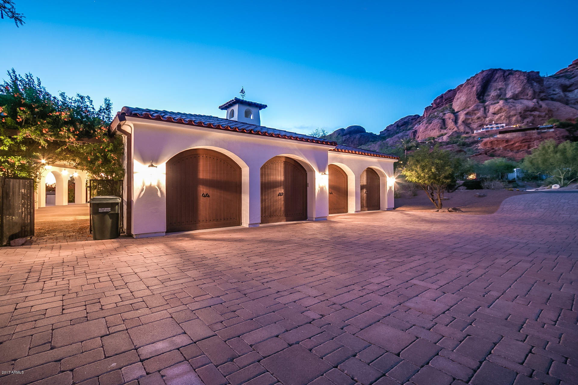 RED ROCK - Residential