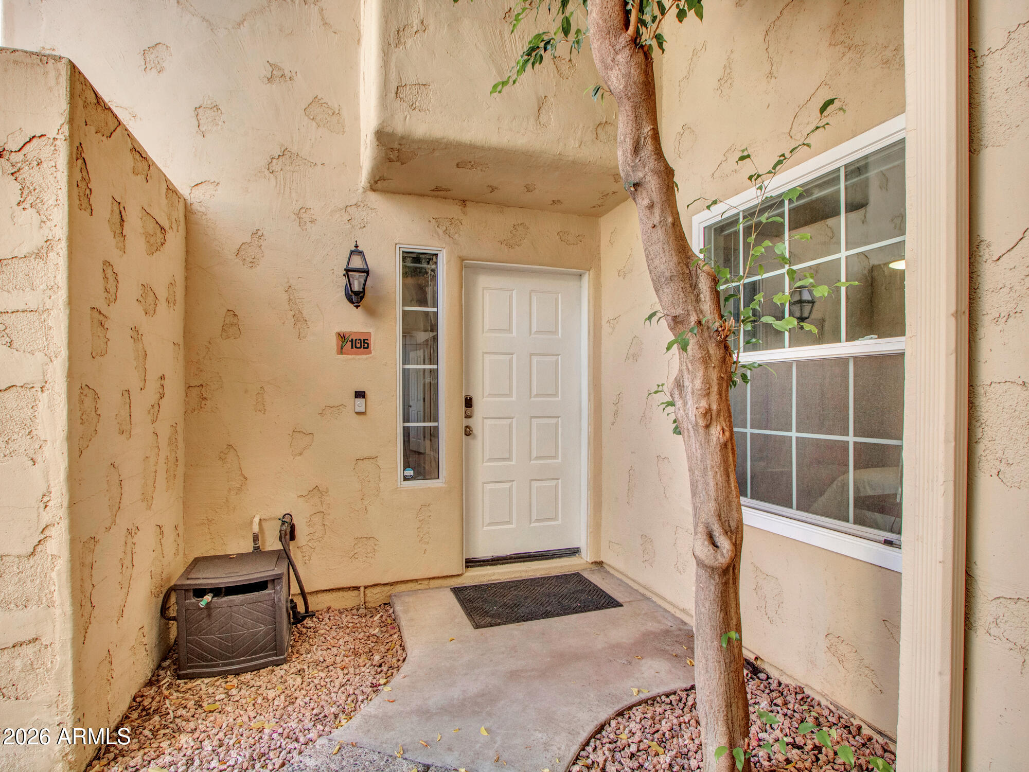 1333 E Morten Avenue 105