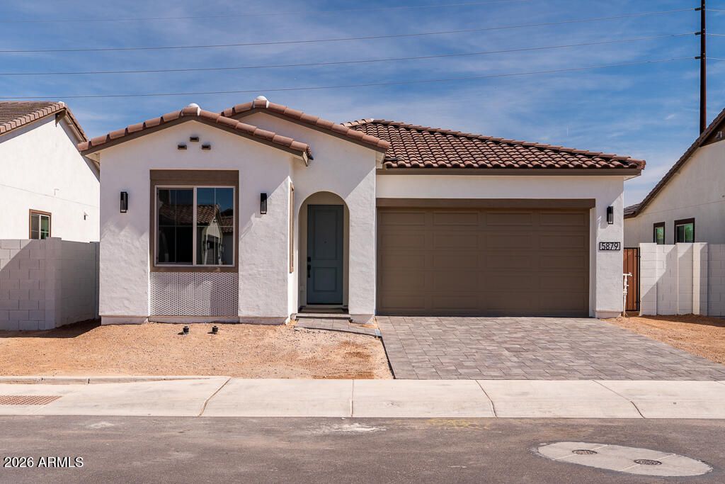 Photo of 5879 S Red Rock Street, Gilbert, AZ 85298 (MLS # 6985712)