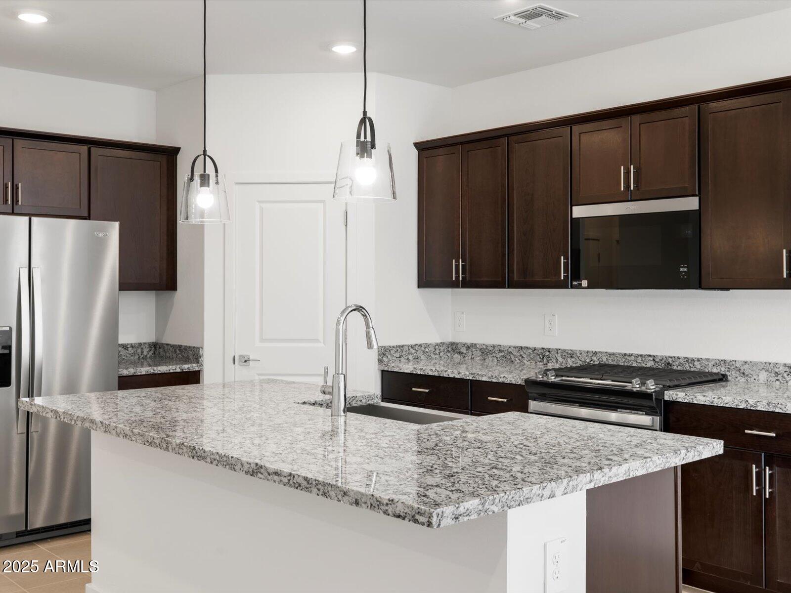 16006 W BRONCO Trail