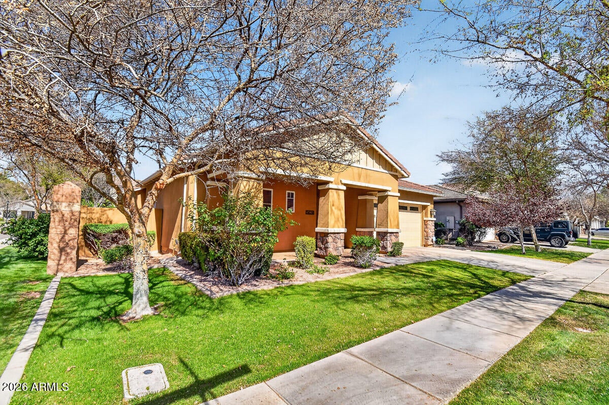 3424 E SIERRA MADRE Avenue