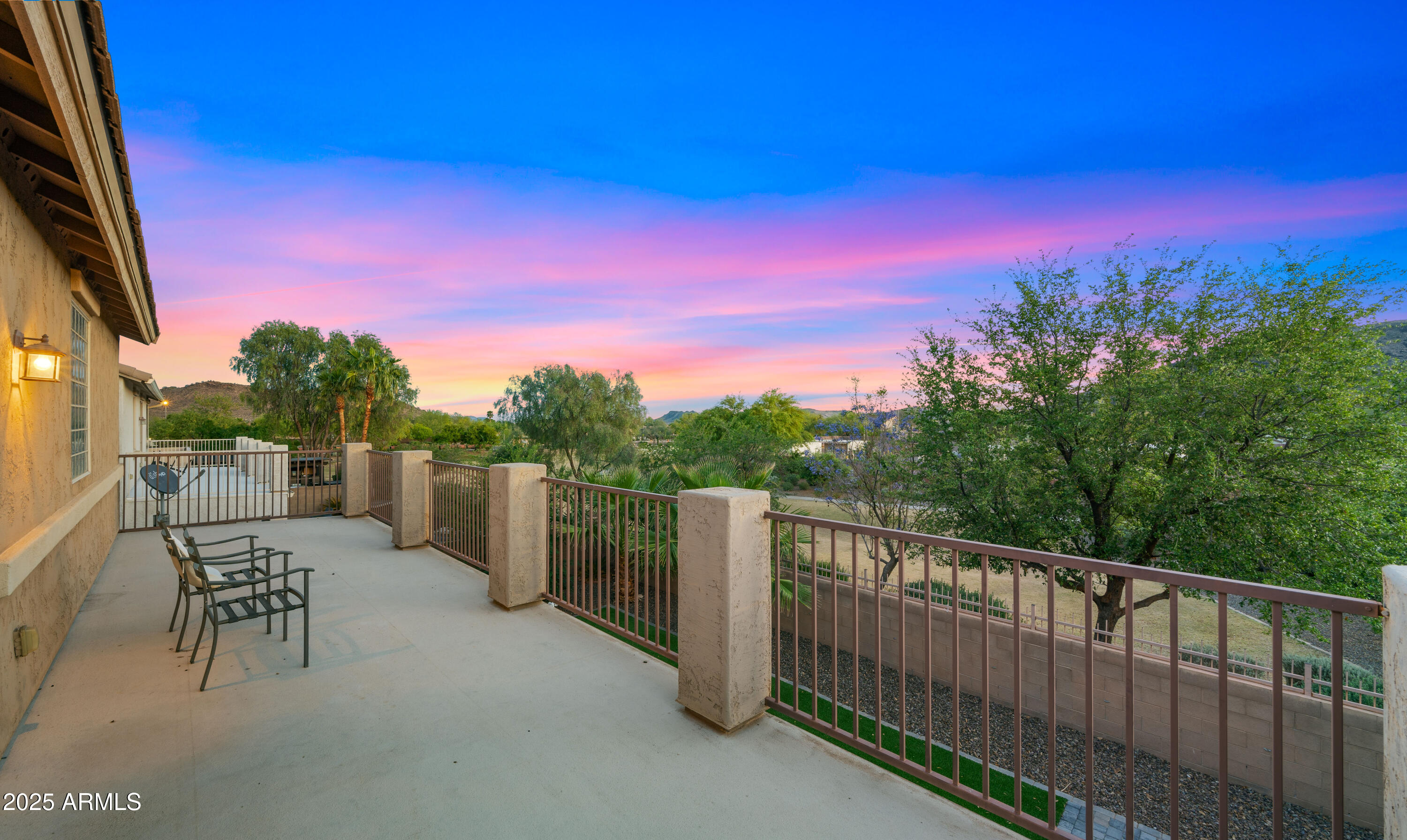 5231 W DESPERADO Way
