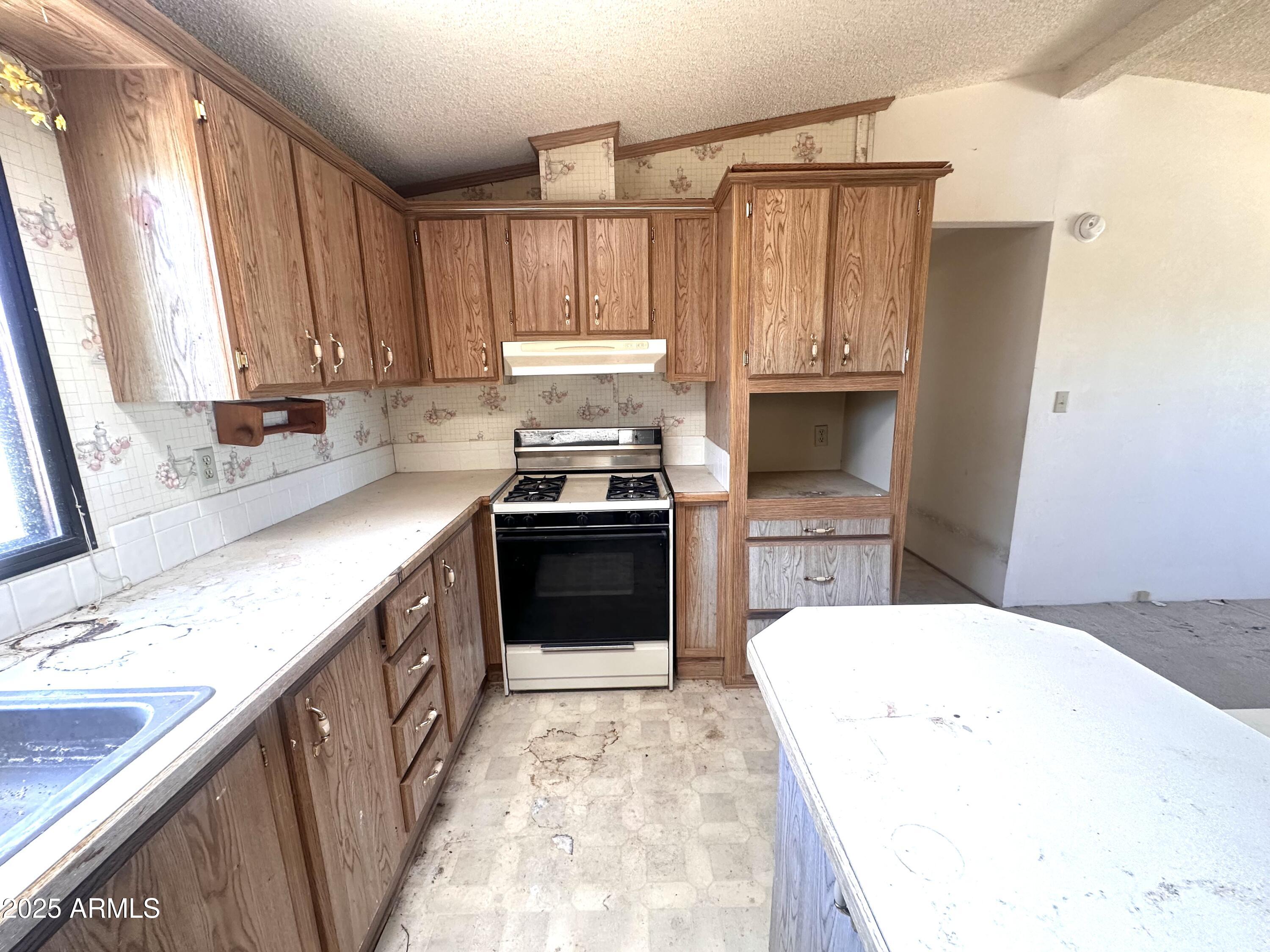 3313 W THUNDERBIRD Trail