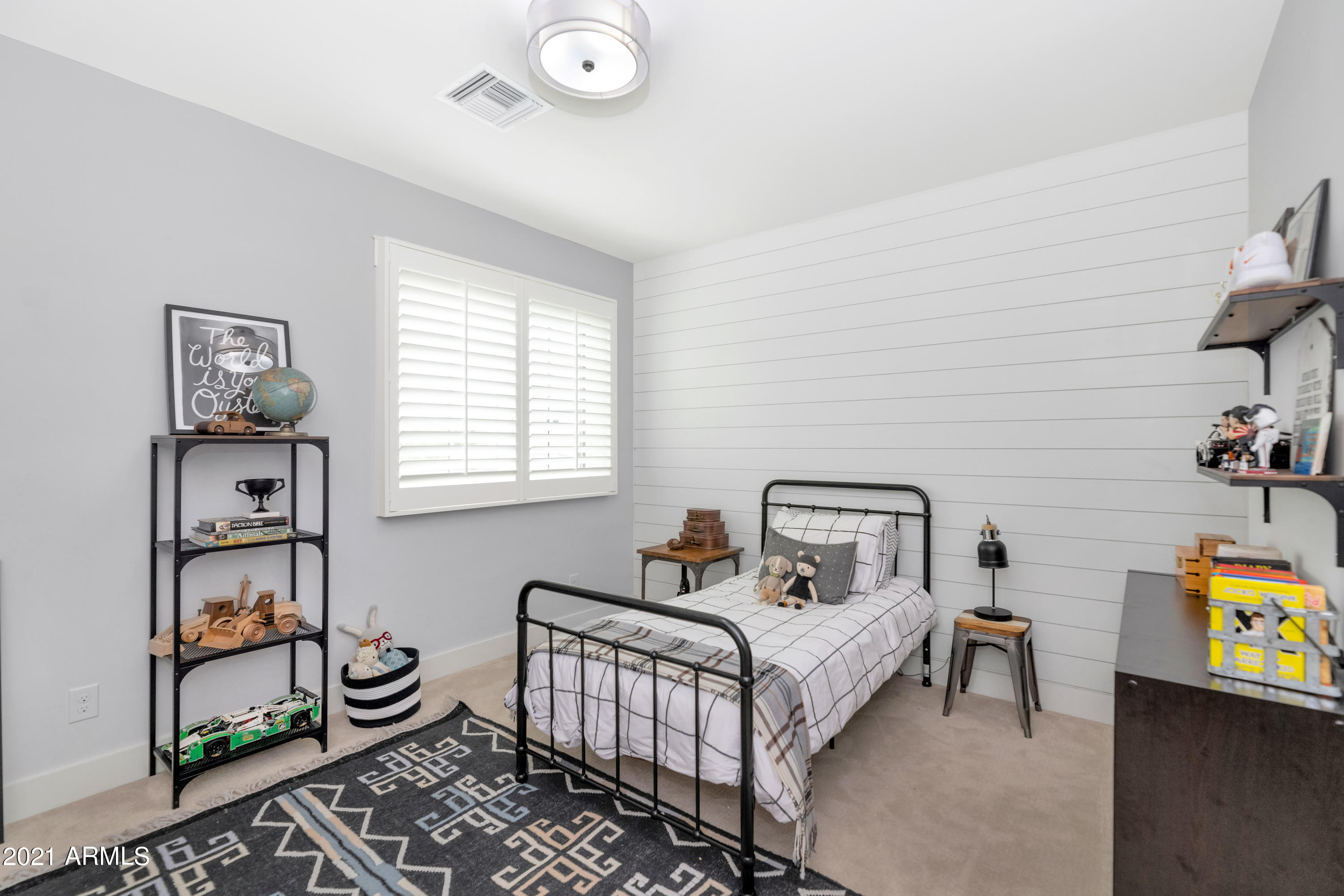 MARY MANOR 2 - Residential