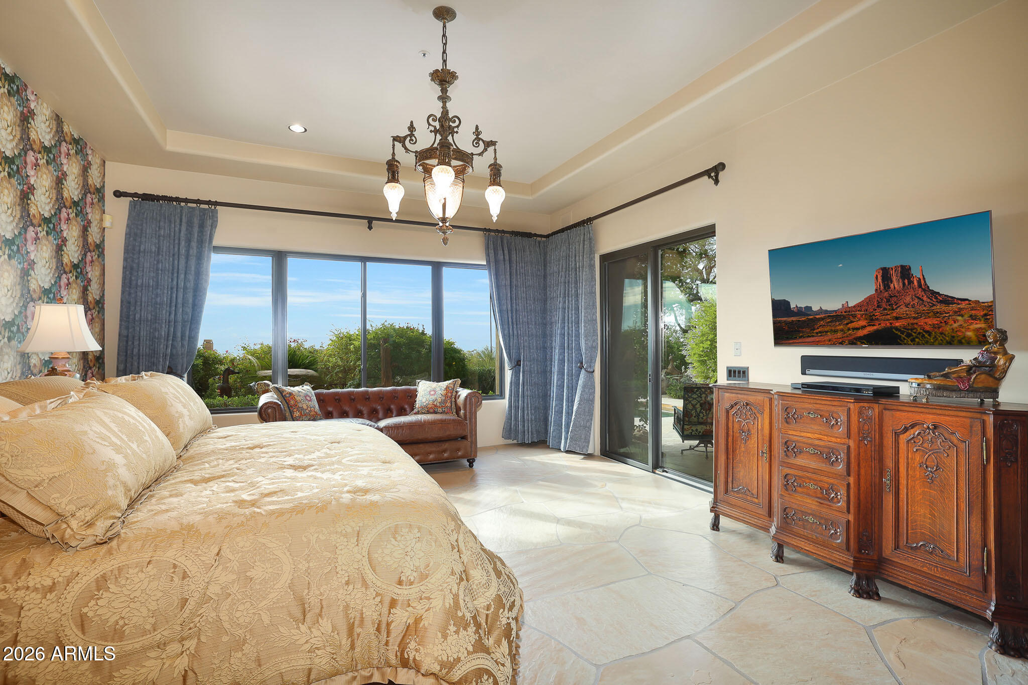 11023 E DE LA O Road