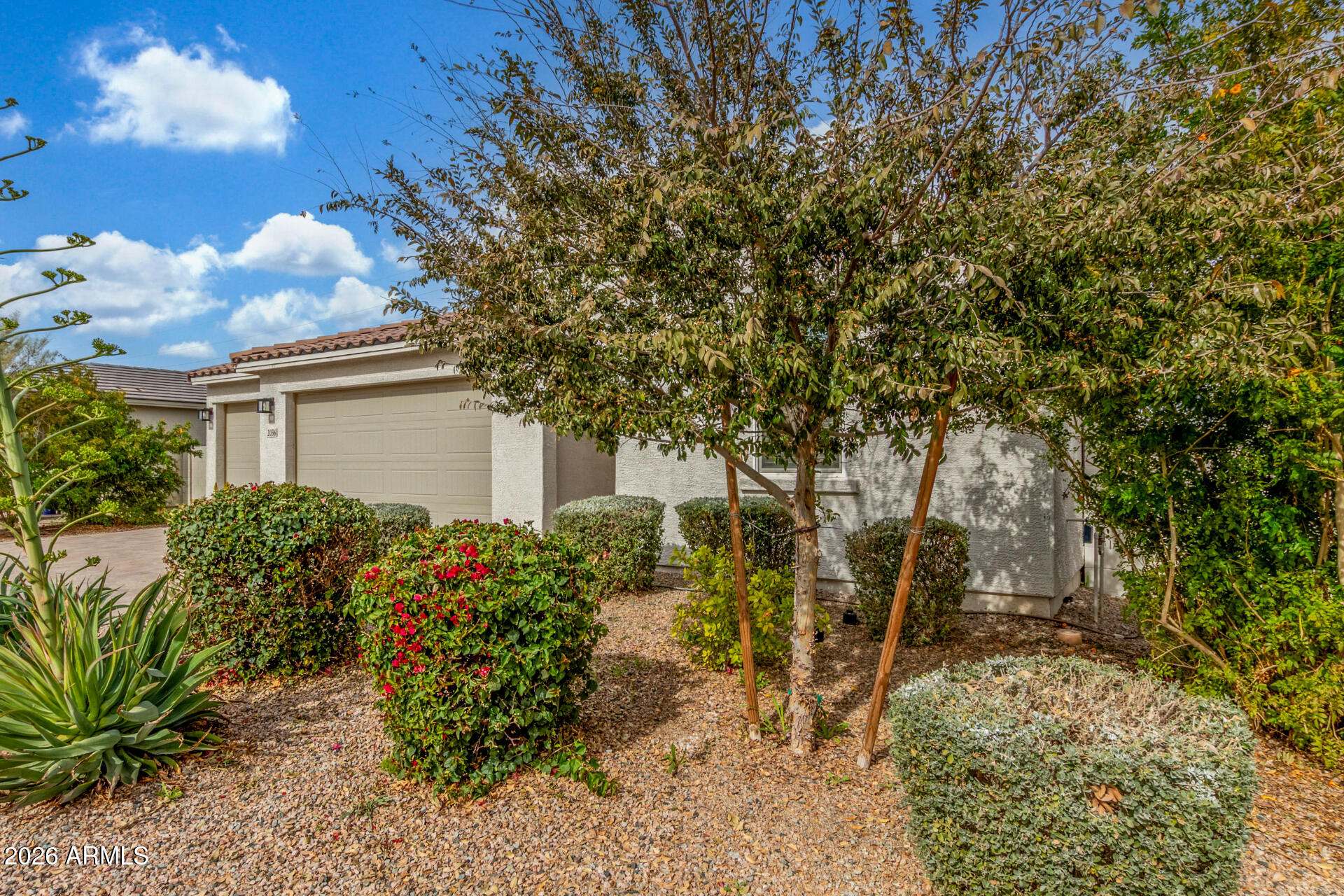 2036 E PIEDMONT Place