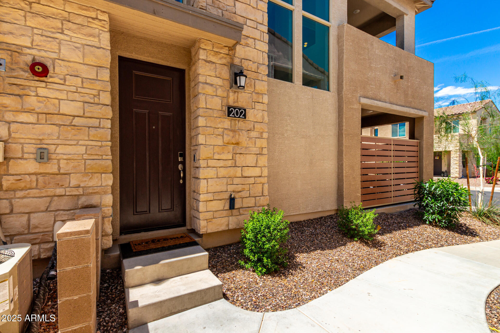 759 E LARK Street 202