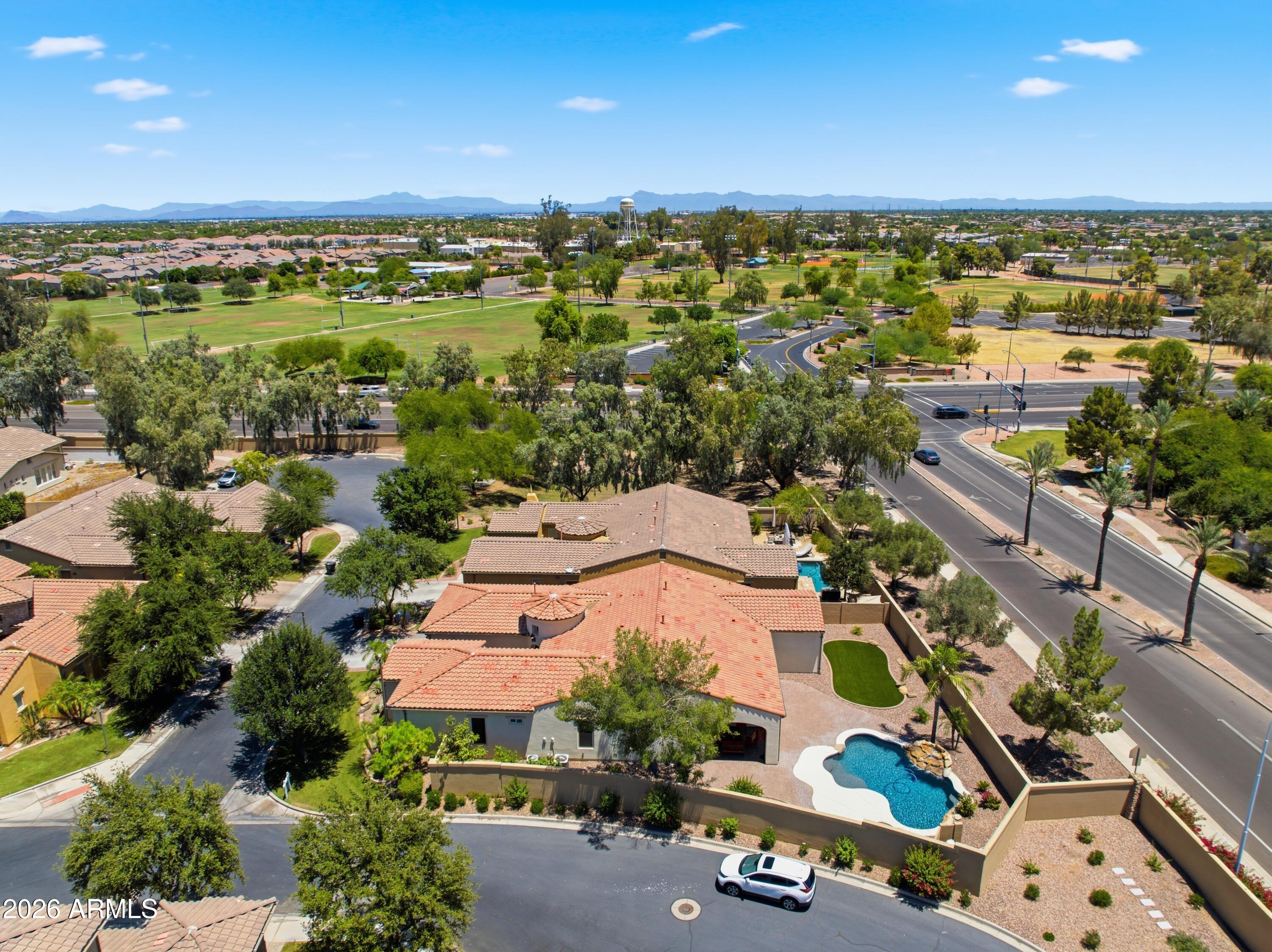 WINDWARD - Residential
