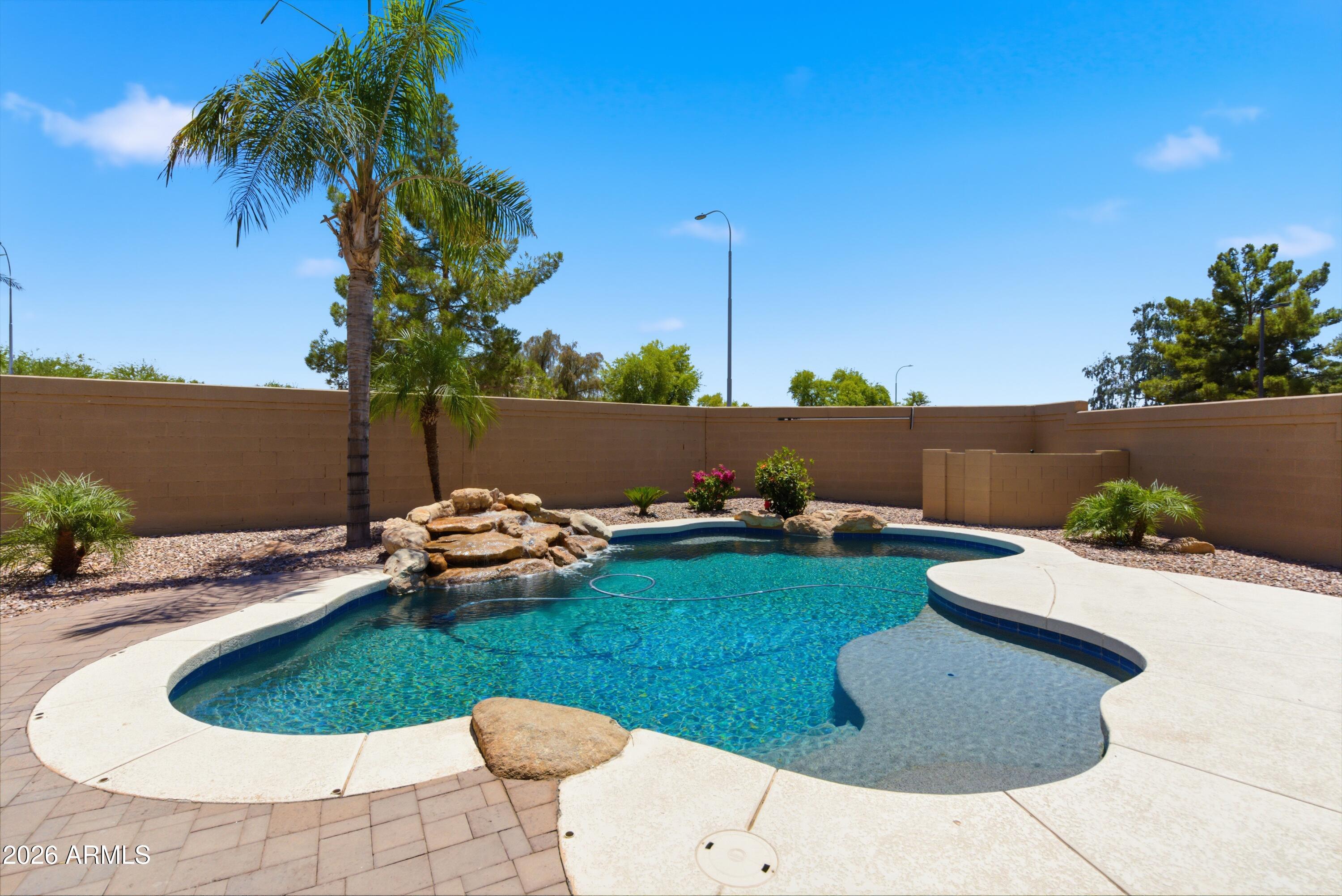 WINDWARD - Residential