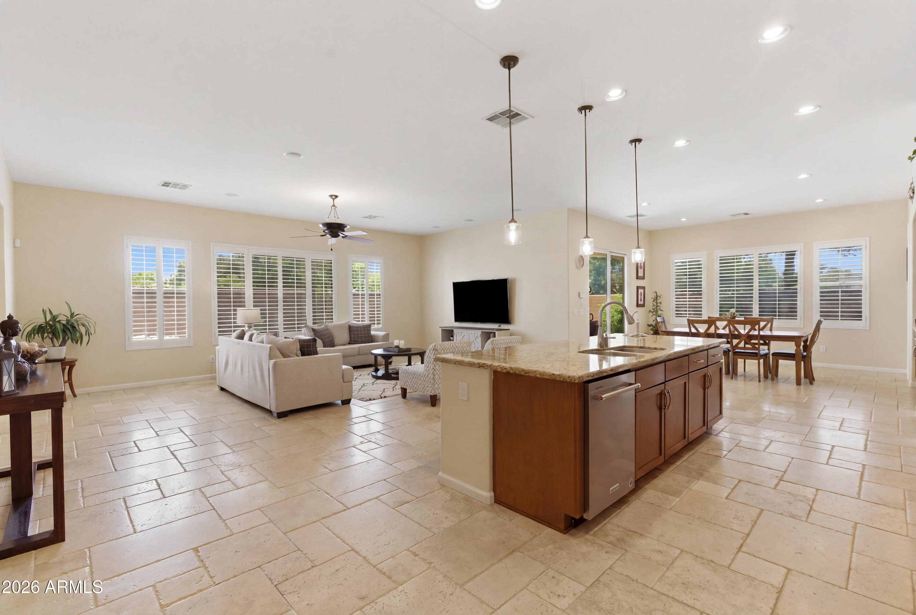 WINDWARD - Residential