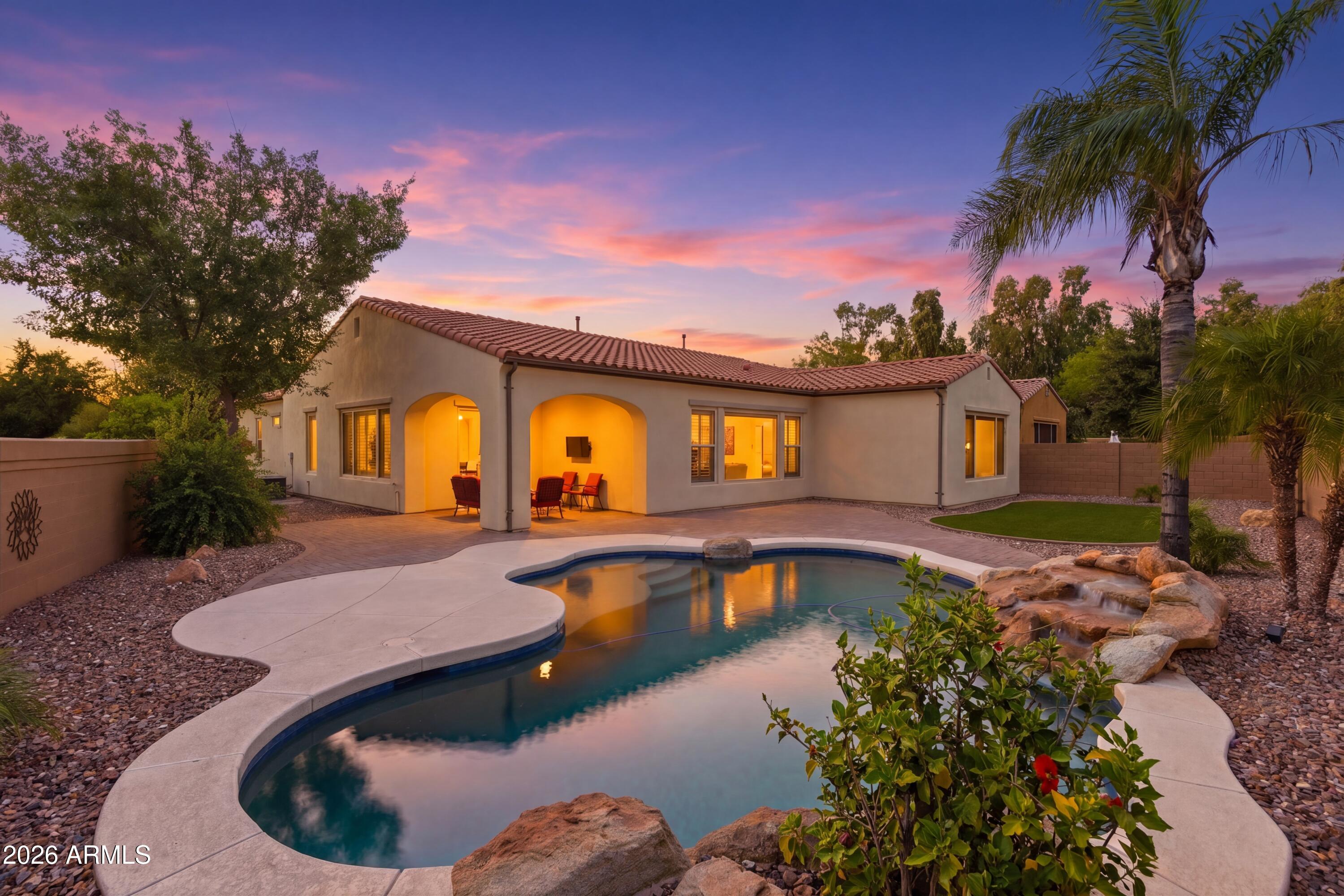 WINDWARD - Residential