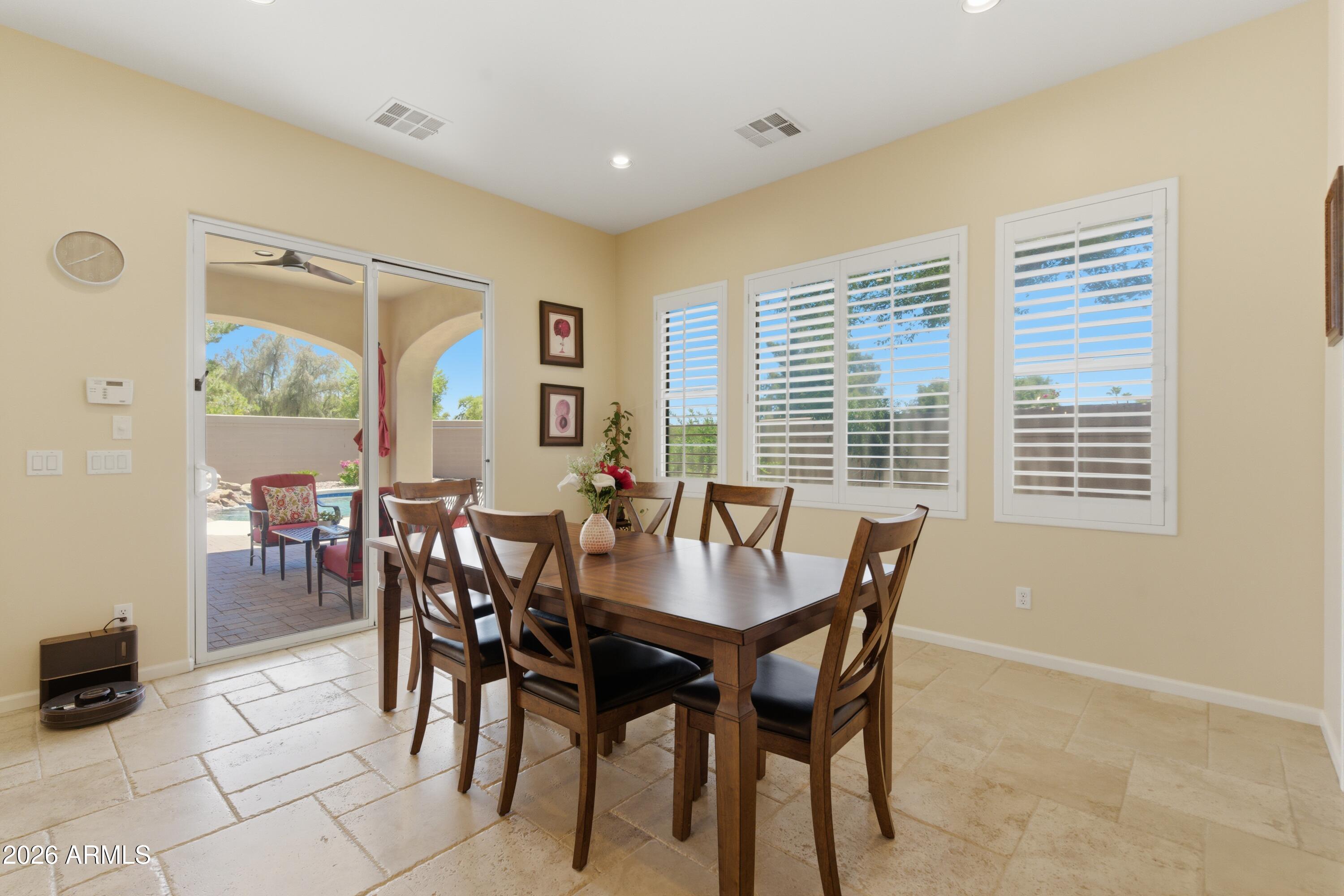 WINDWARD - Residential
