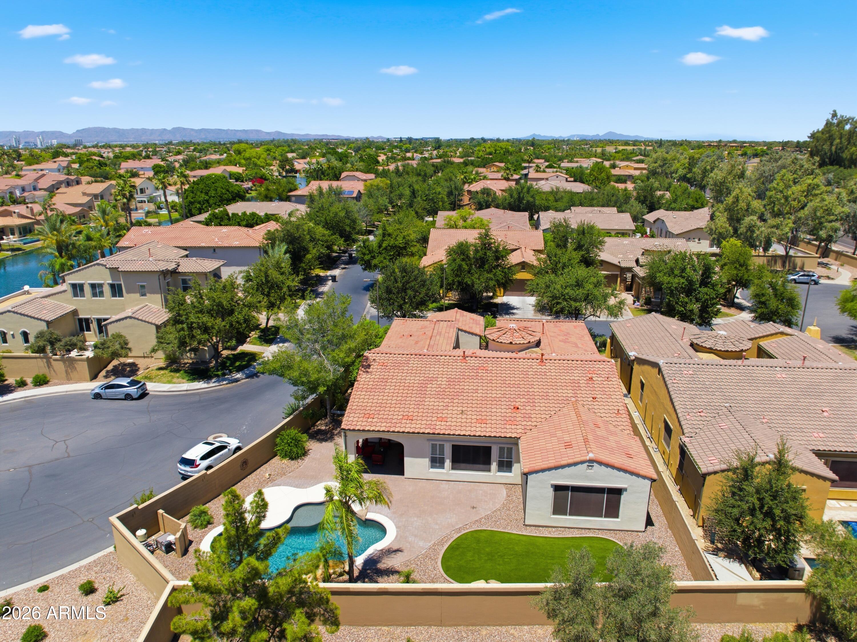 WINDWARD - Residential